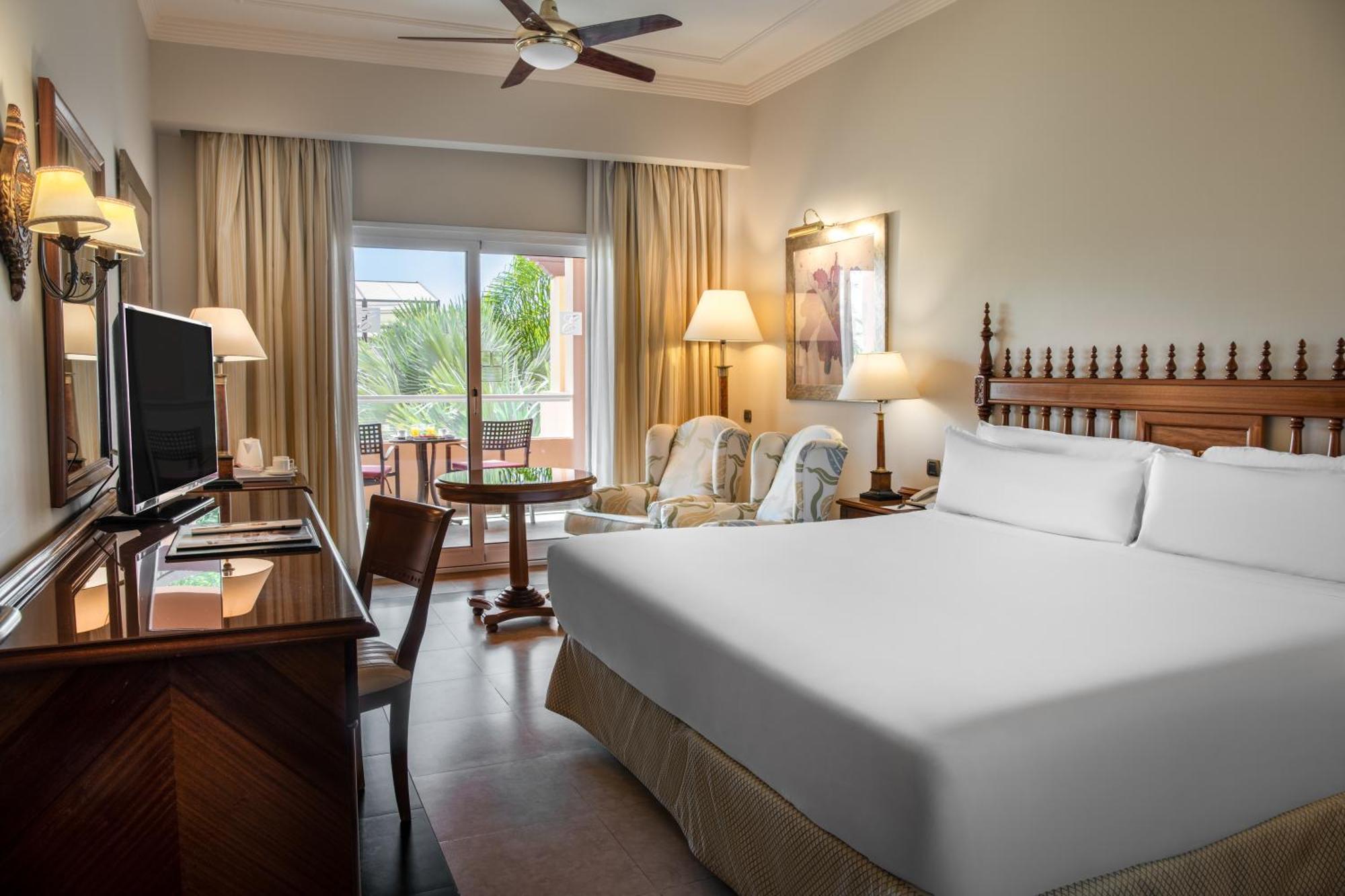 Deluxe Double Room Garden View