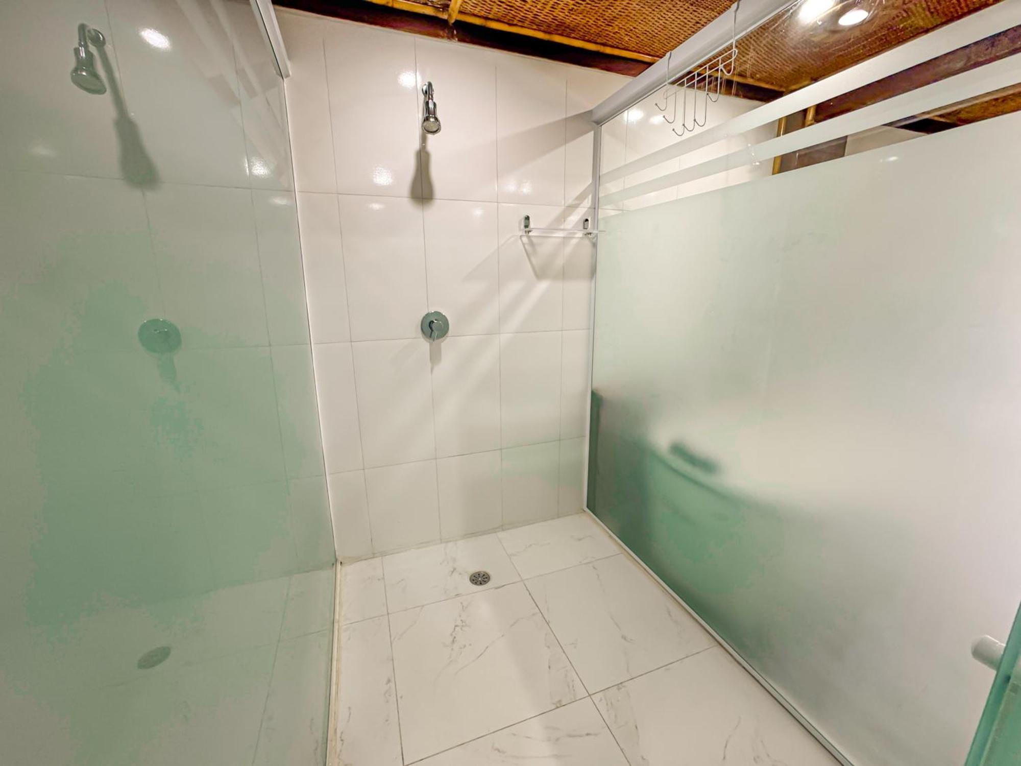 Standard Room Bath