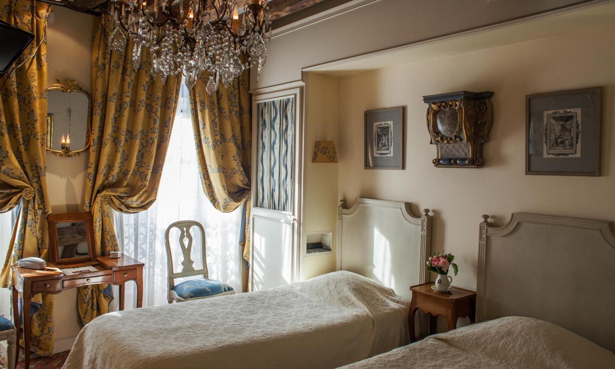 Double or Twin Room City View