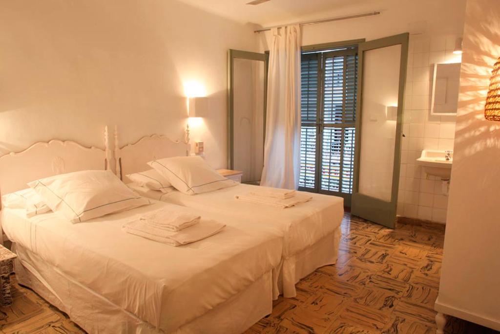 Standard Twin Room Balcony