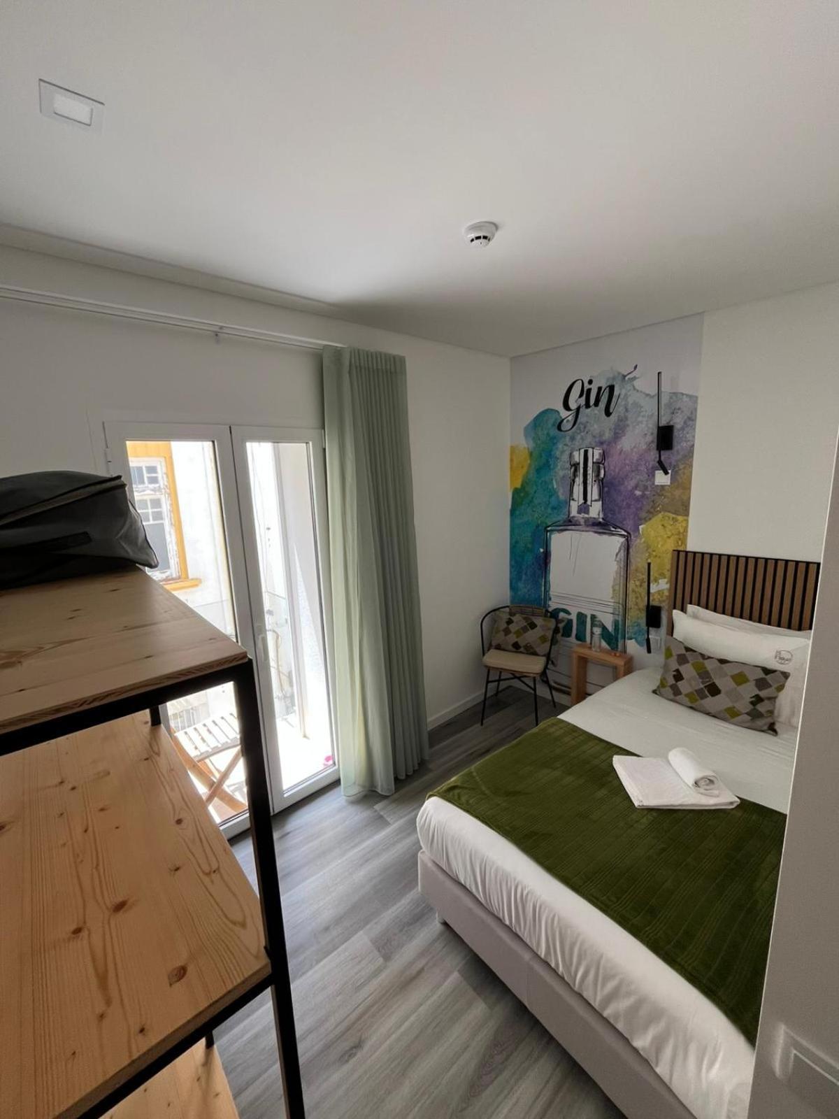 Single Room Private Bathroom