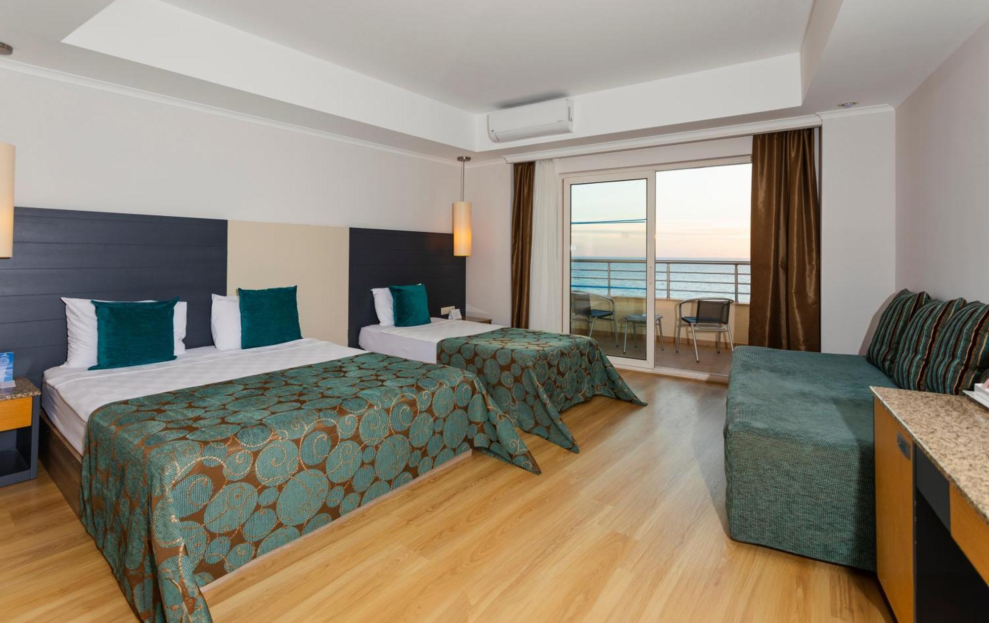 Superior Double Room,1685034693:JPEG