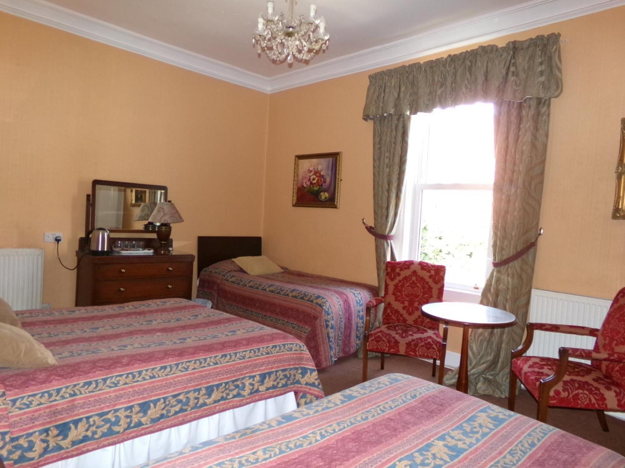 Family Room ensuite