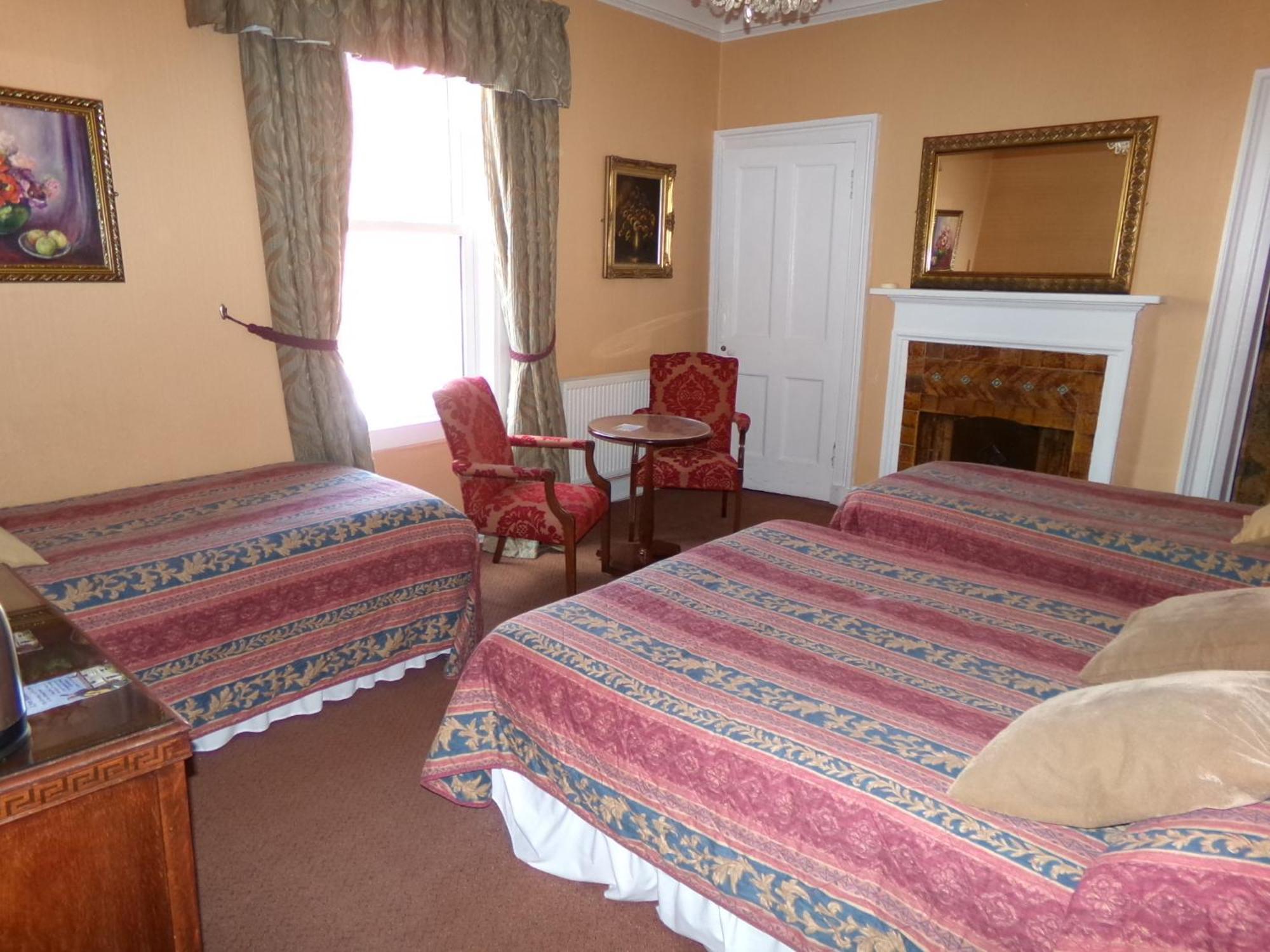 Family Room ensuite