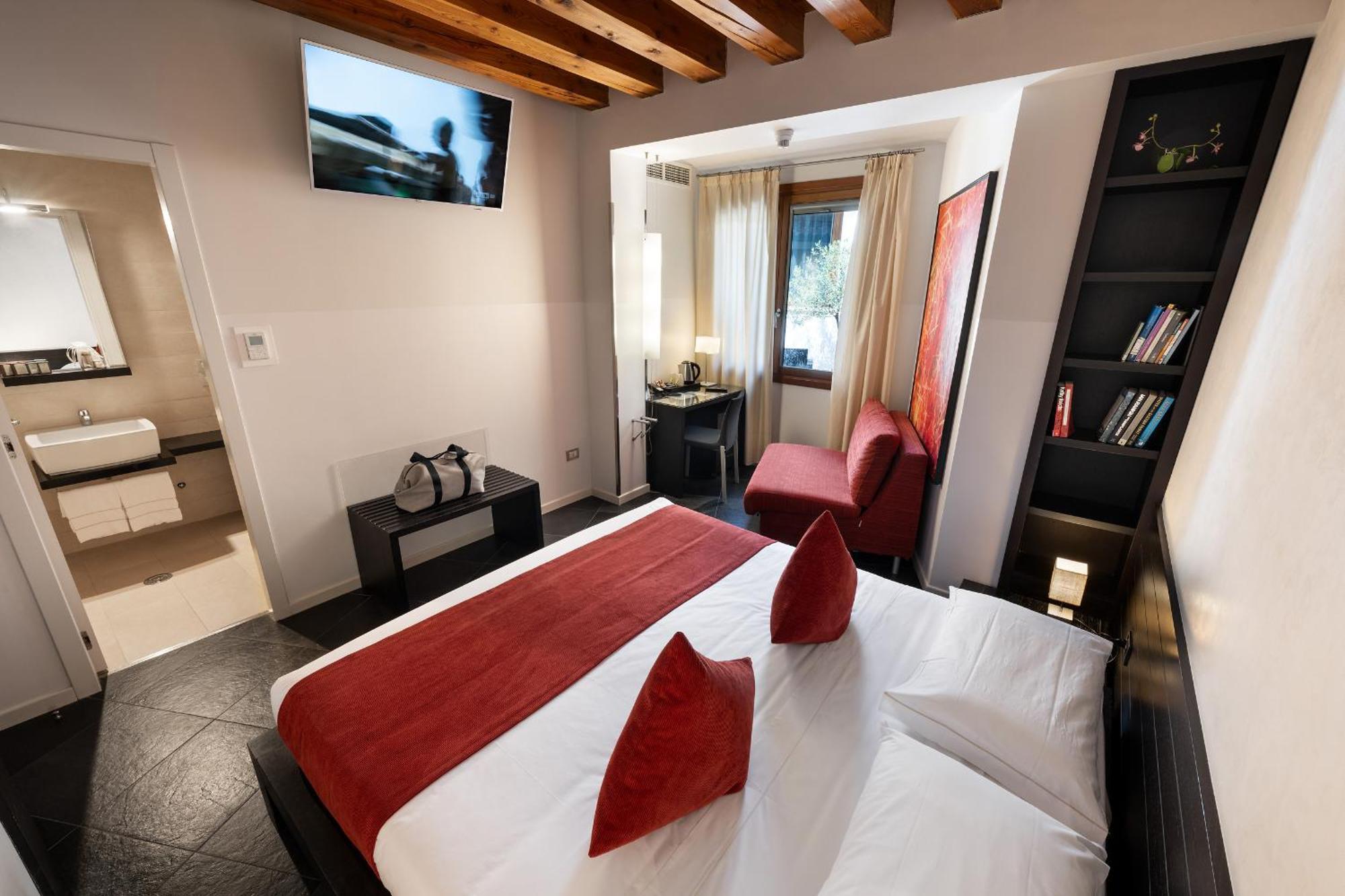 Comfort Double Room