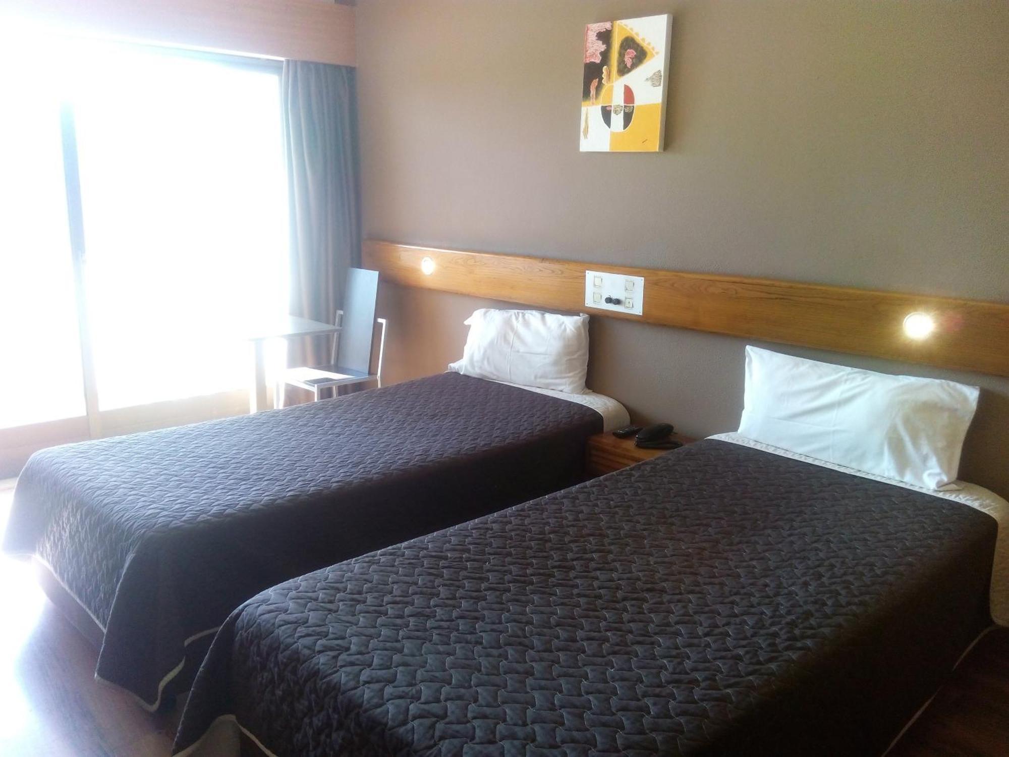 Double or Twin Room with Pool View,1689822456:JPEG