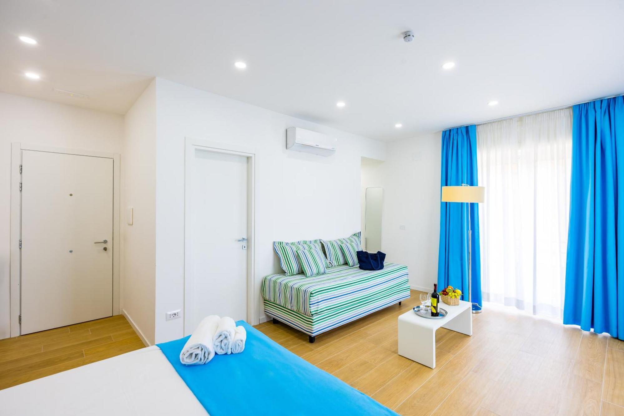 Triple Room Balcony