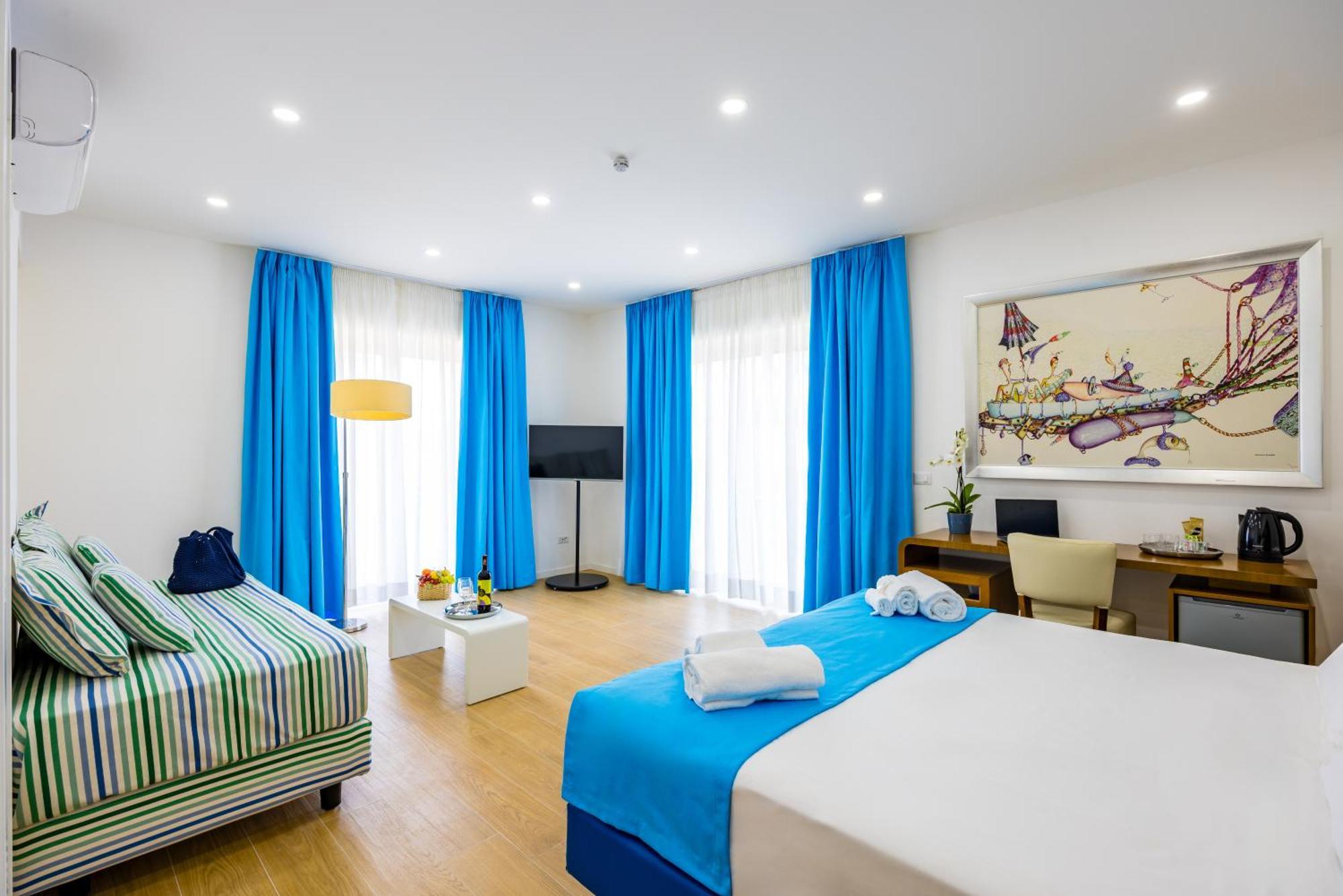 Triple Room Balcony