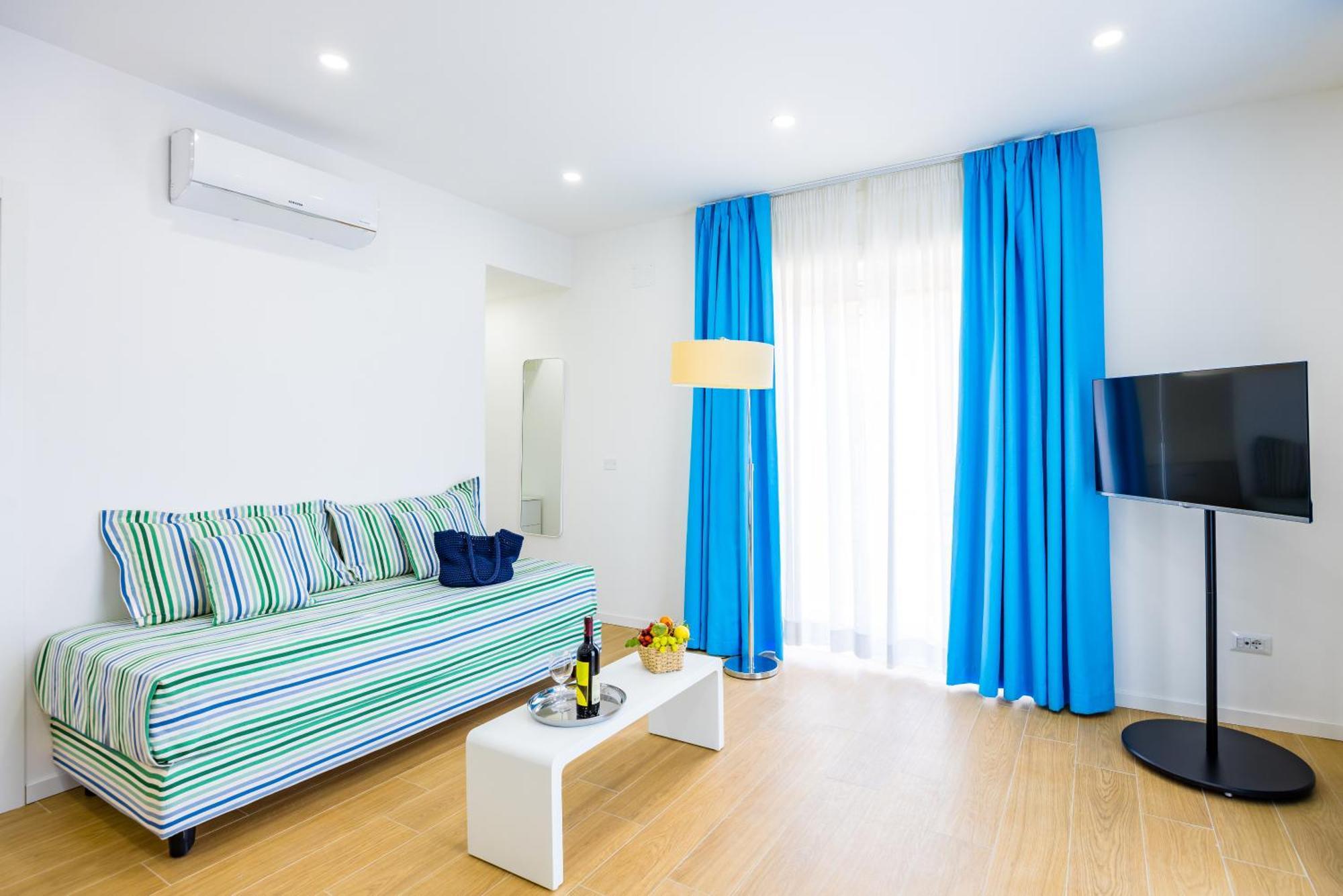 Triple Room Balcony