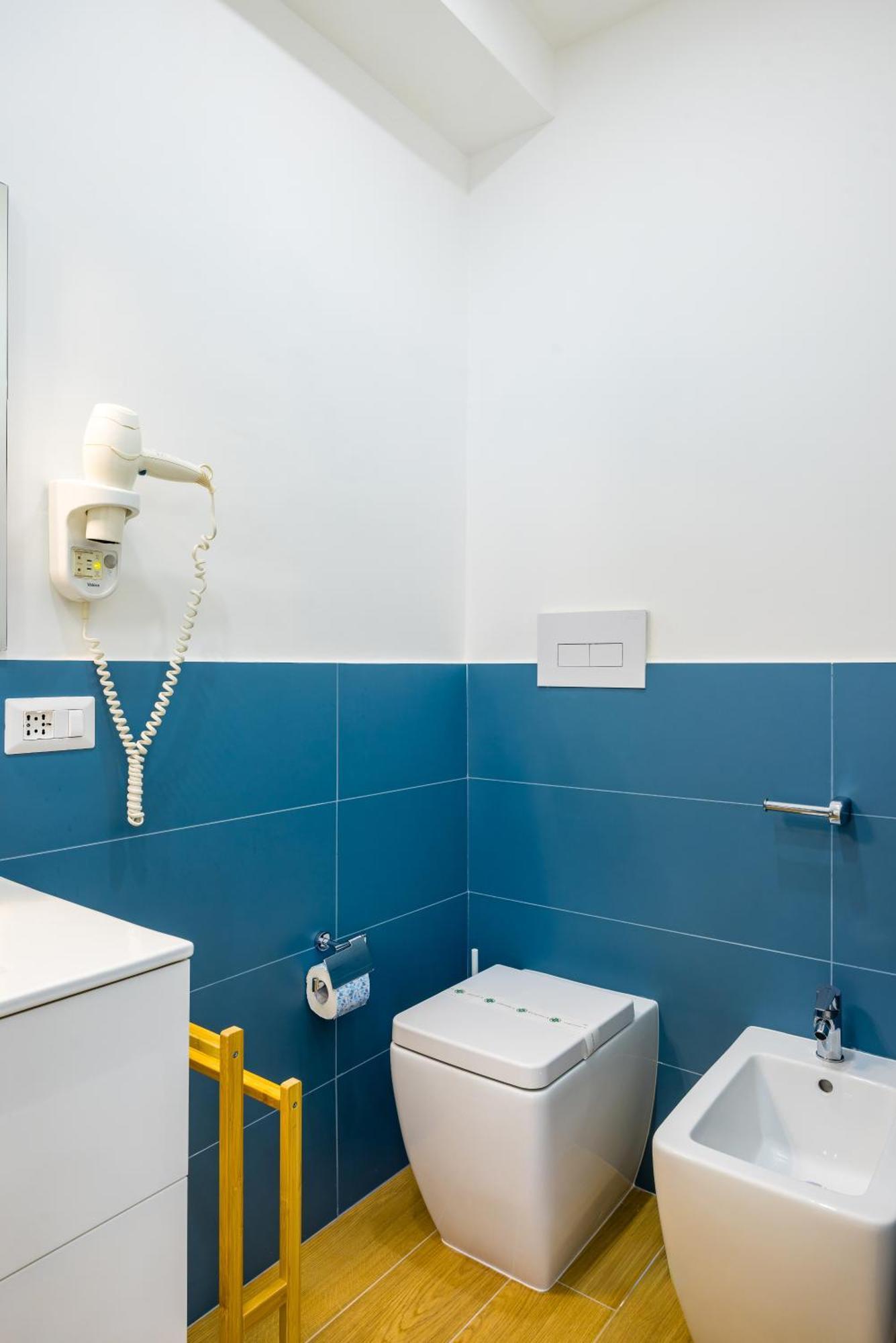 Double Room Private Bathroom