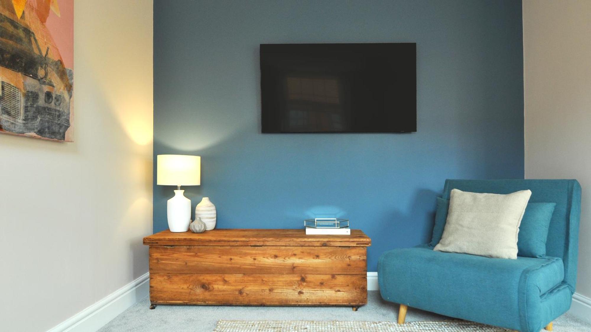 One-Bedroom Standard Apartment