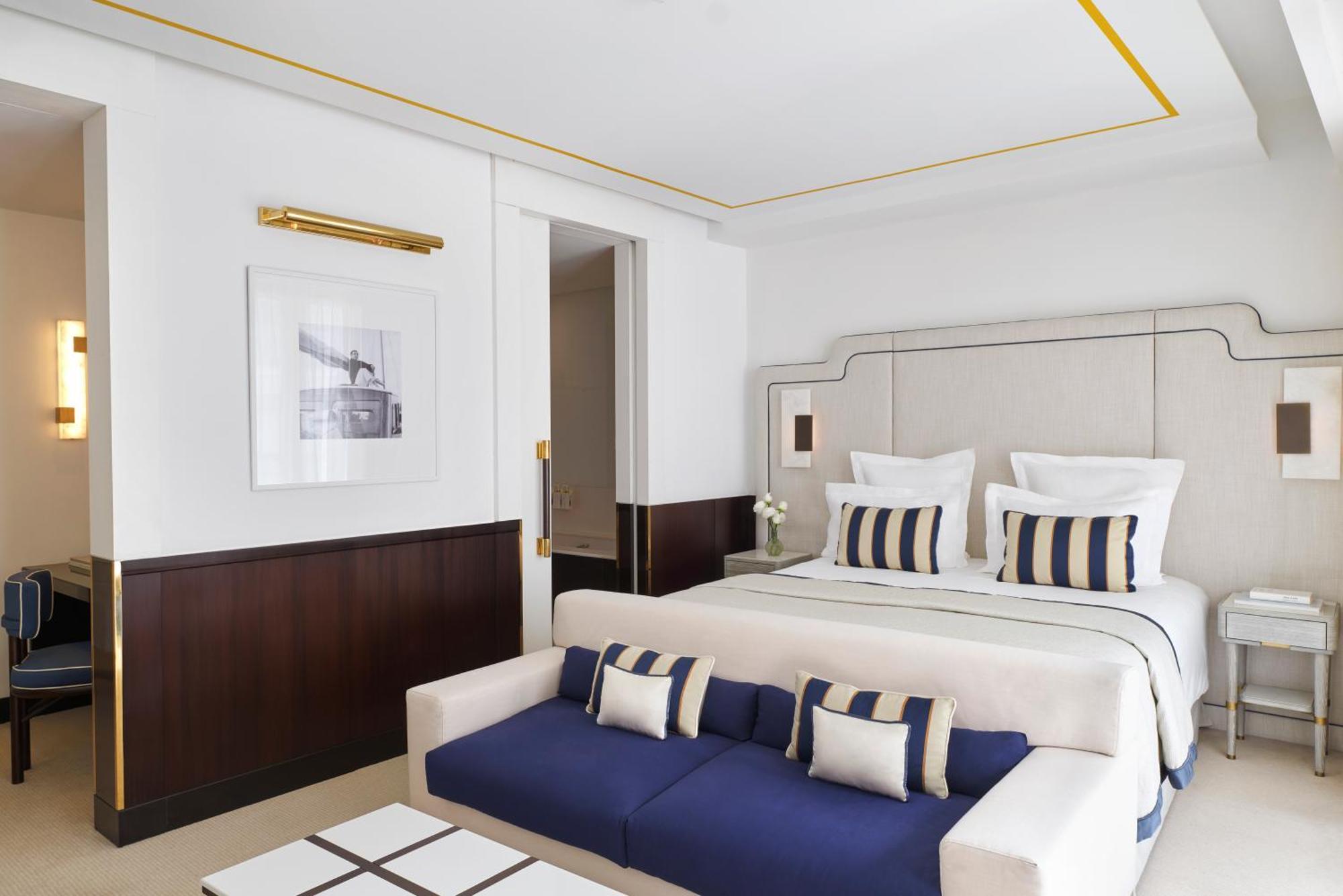 Junior Suite Partial Sea View