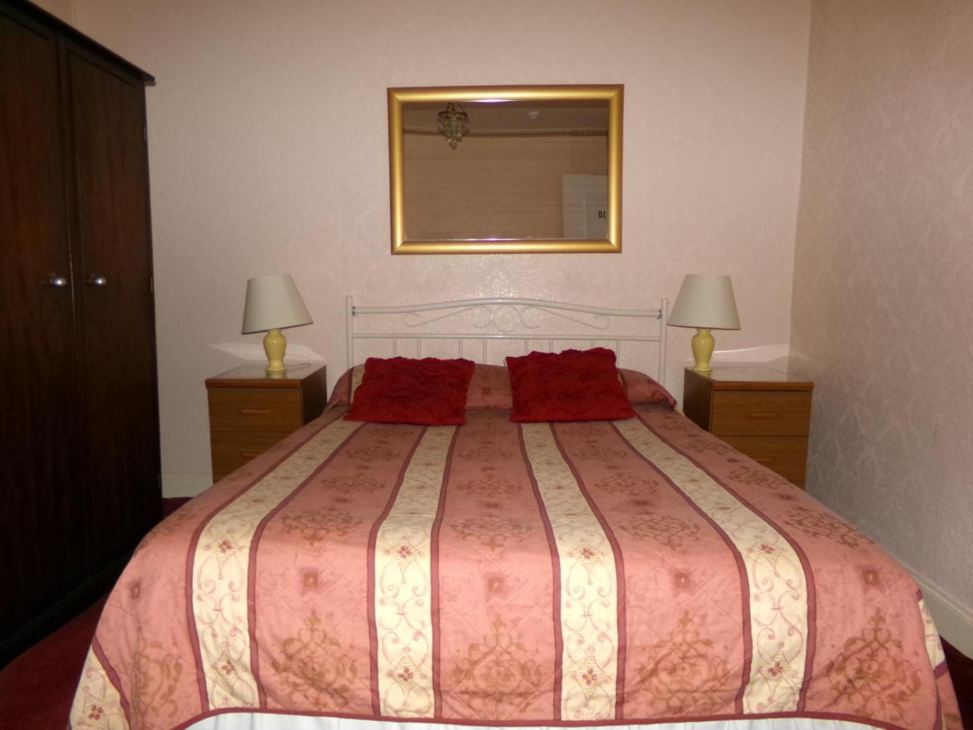 Double Room Private External Shower Room