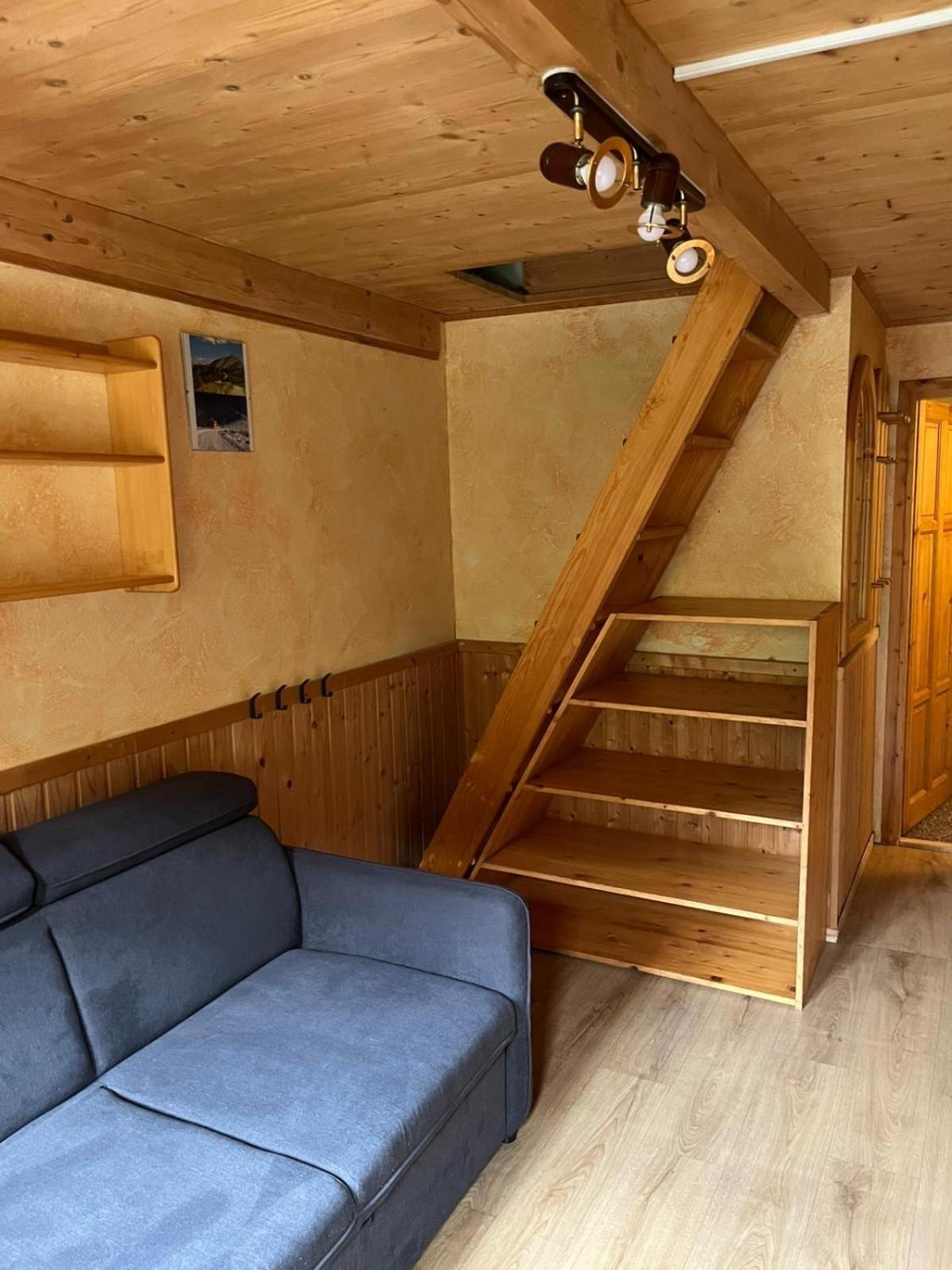 Family Room Mountain View