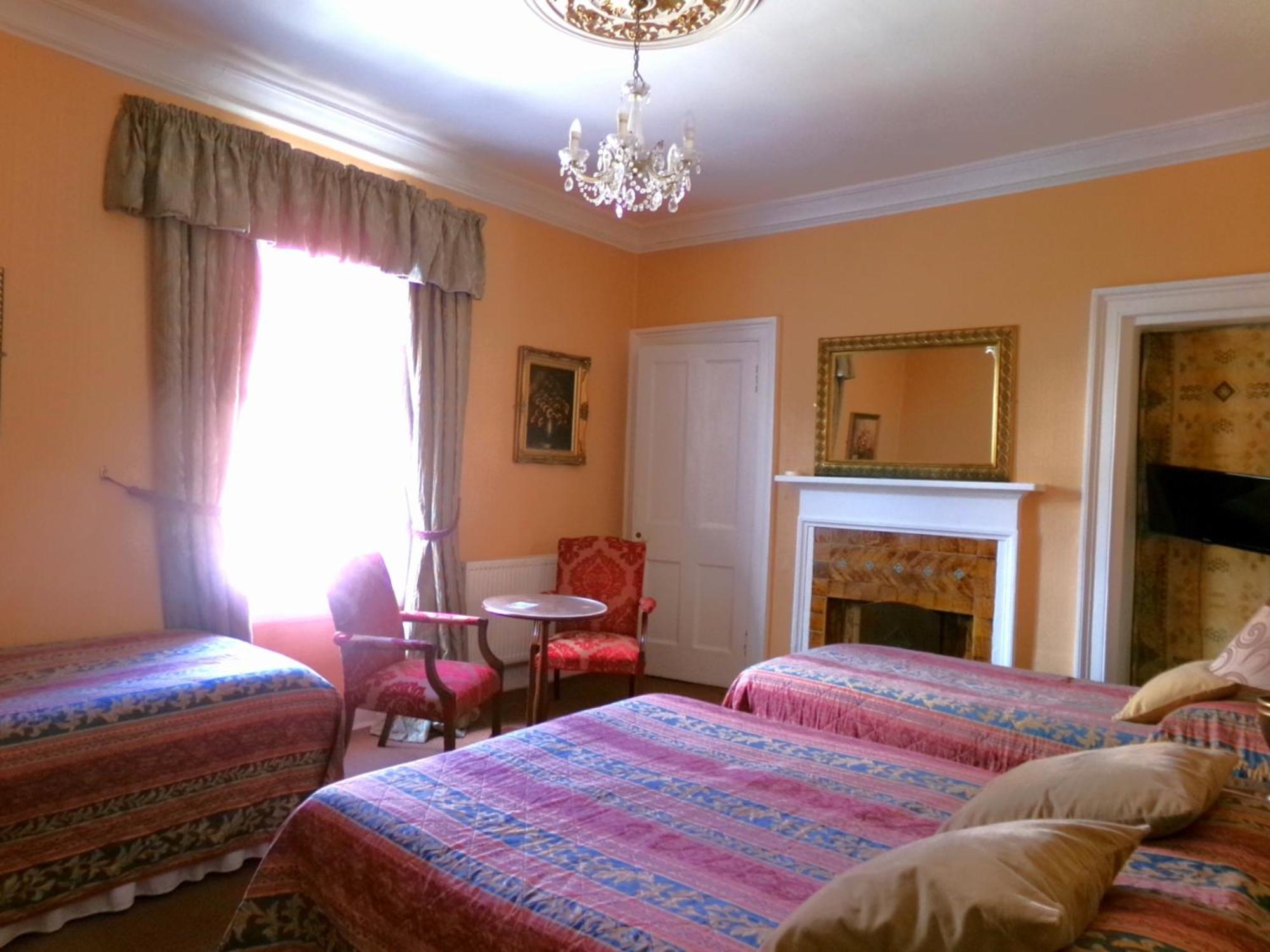 Family Room ensuite