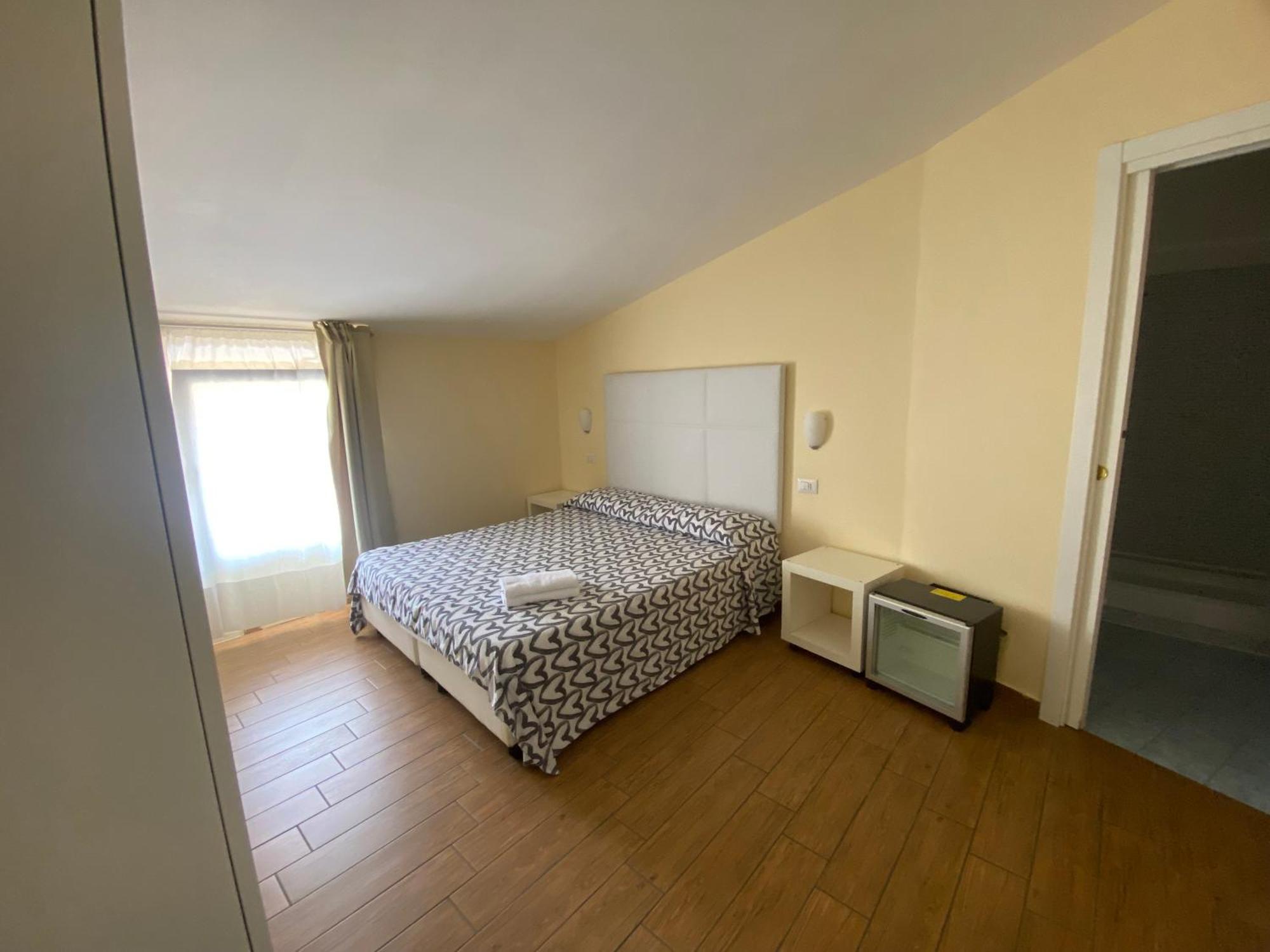 Double or Twin Room Attic