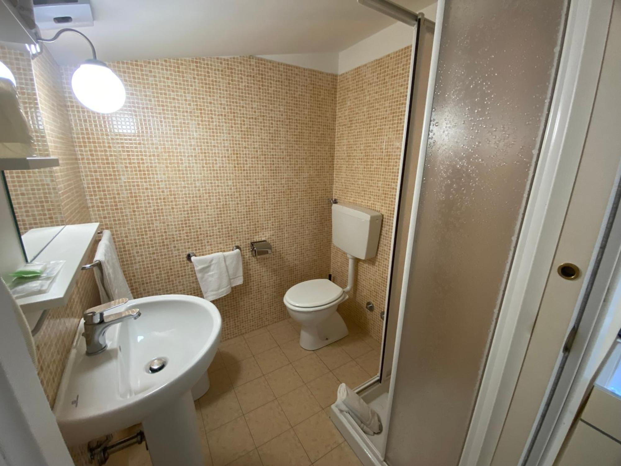 Double or Twin Room Attic