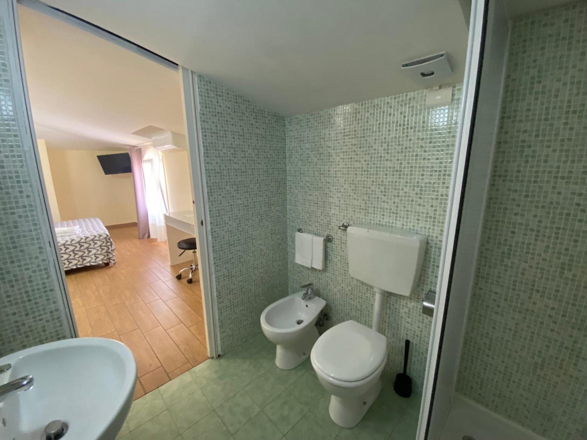 Double or Twin Room Attic