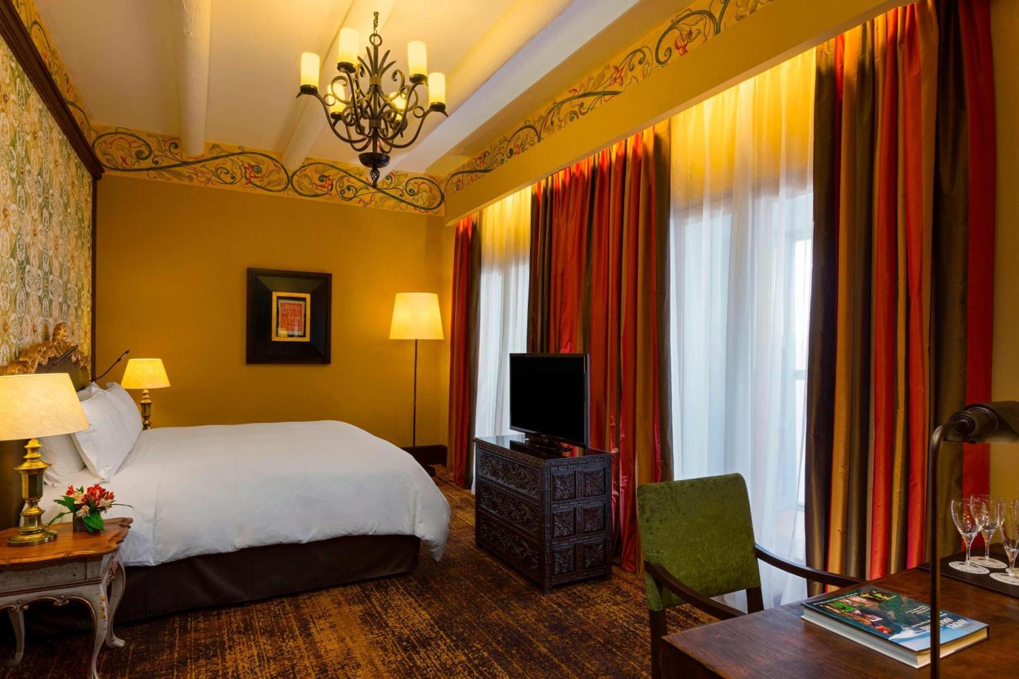 Imperial, Junior Suite, 1 King,1697850590:JPEG