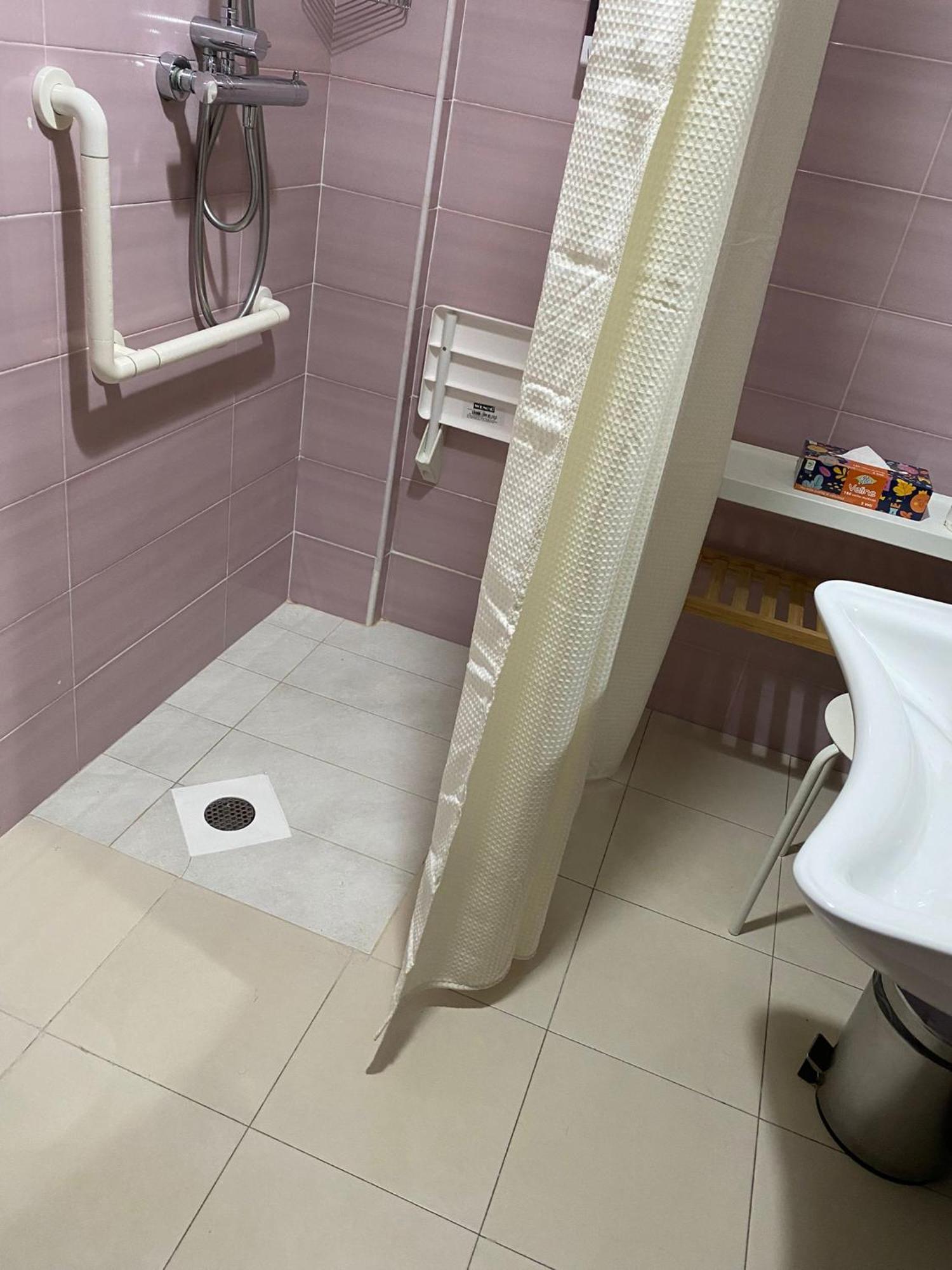 Basic Triple Room