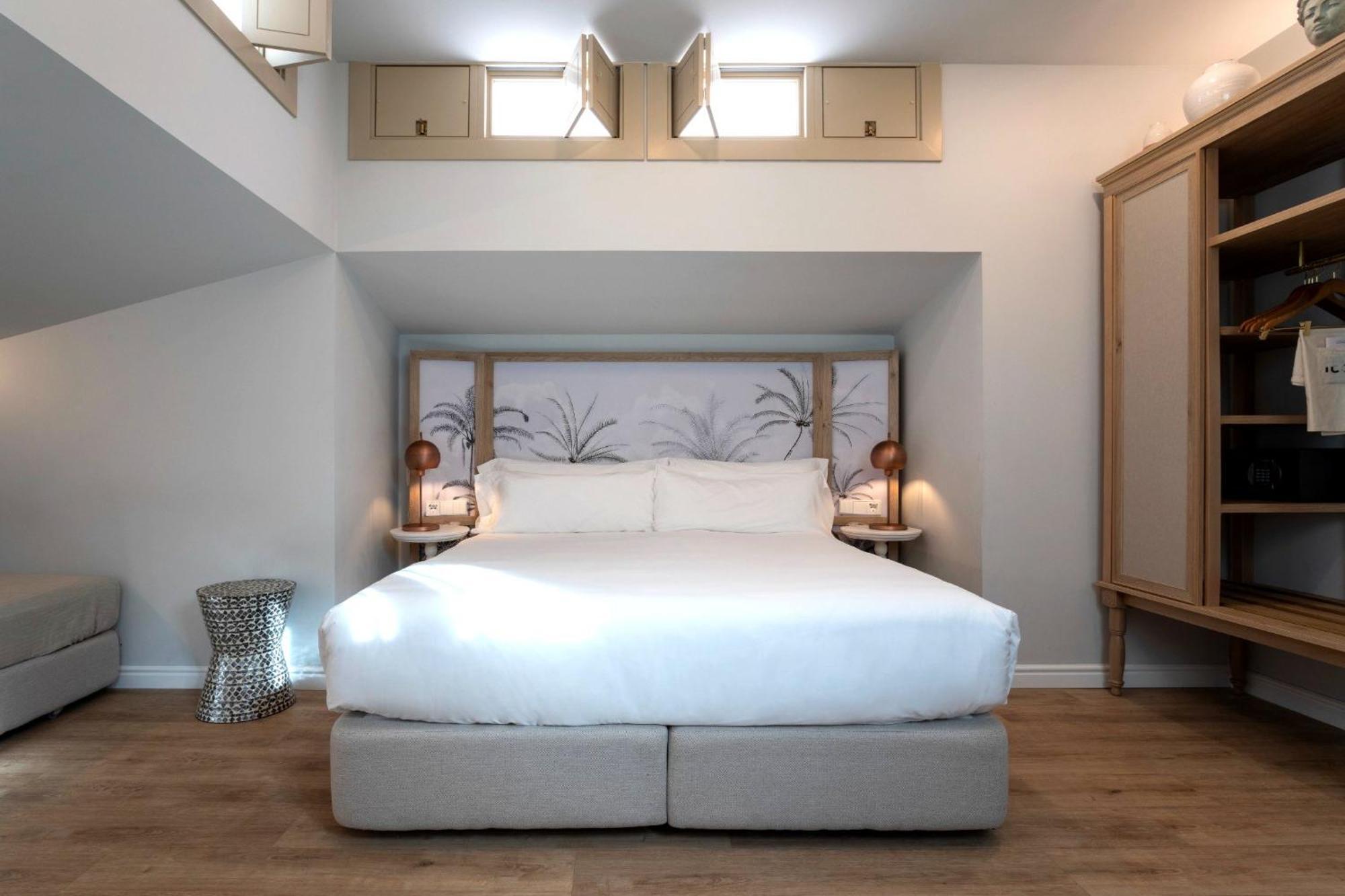 Junior Suite Bathtub