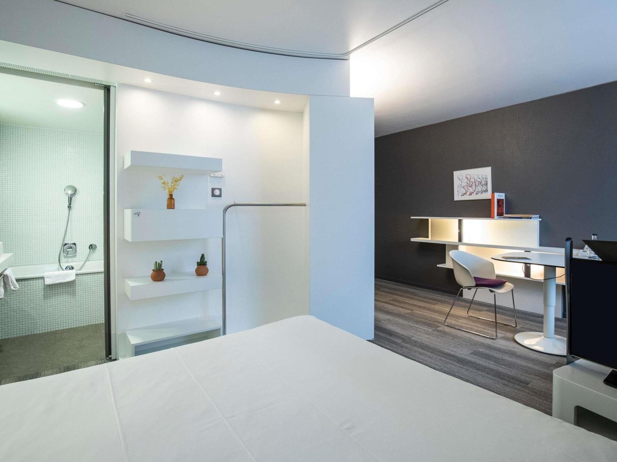 Superior Suite One Double Bed One Single Bed
