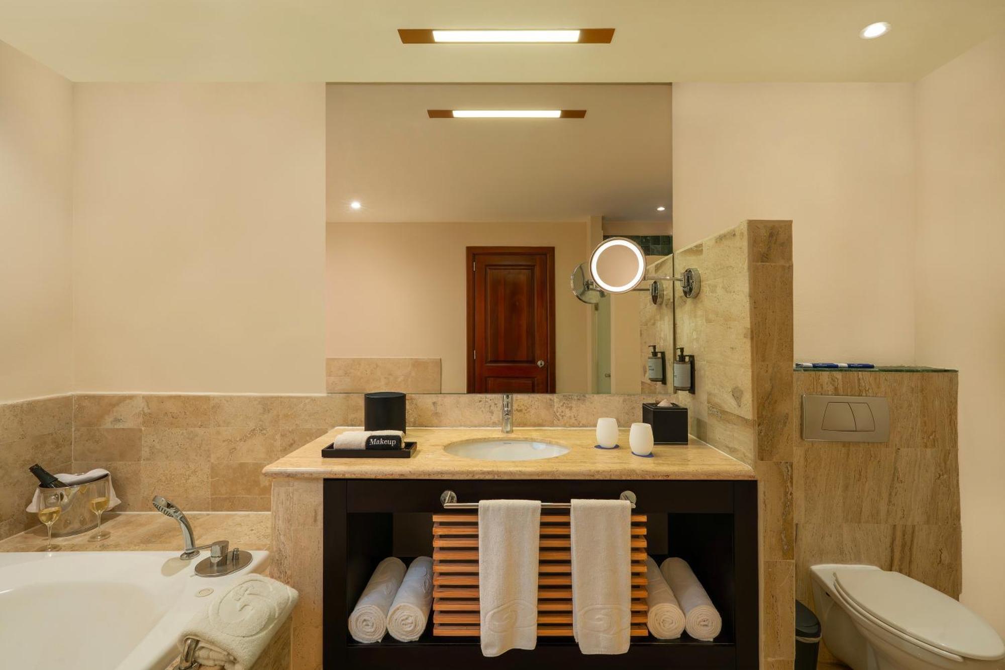 Suite Júnior - Lado Praia