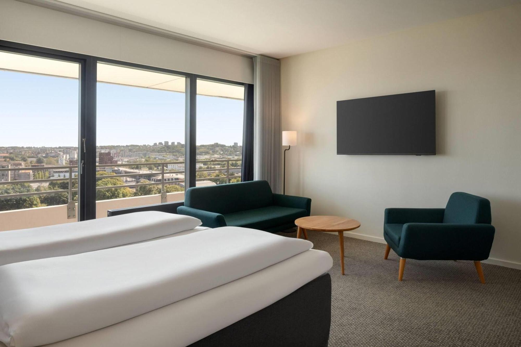 Superior Plus Room