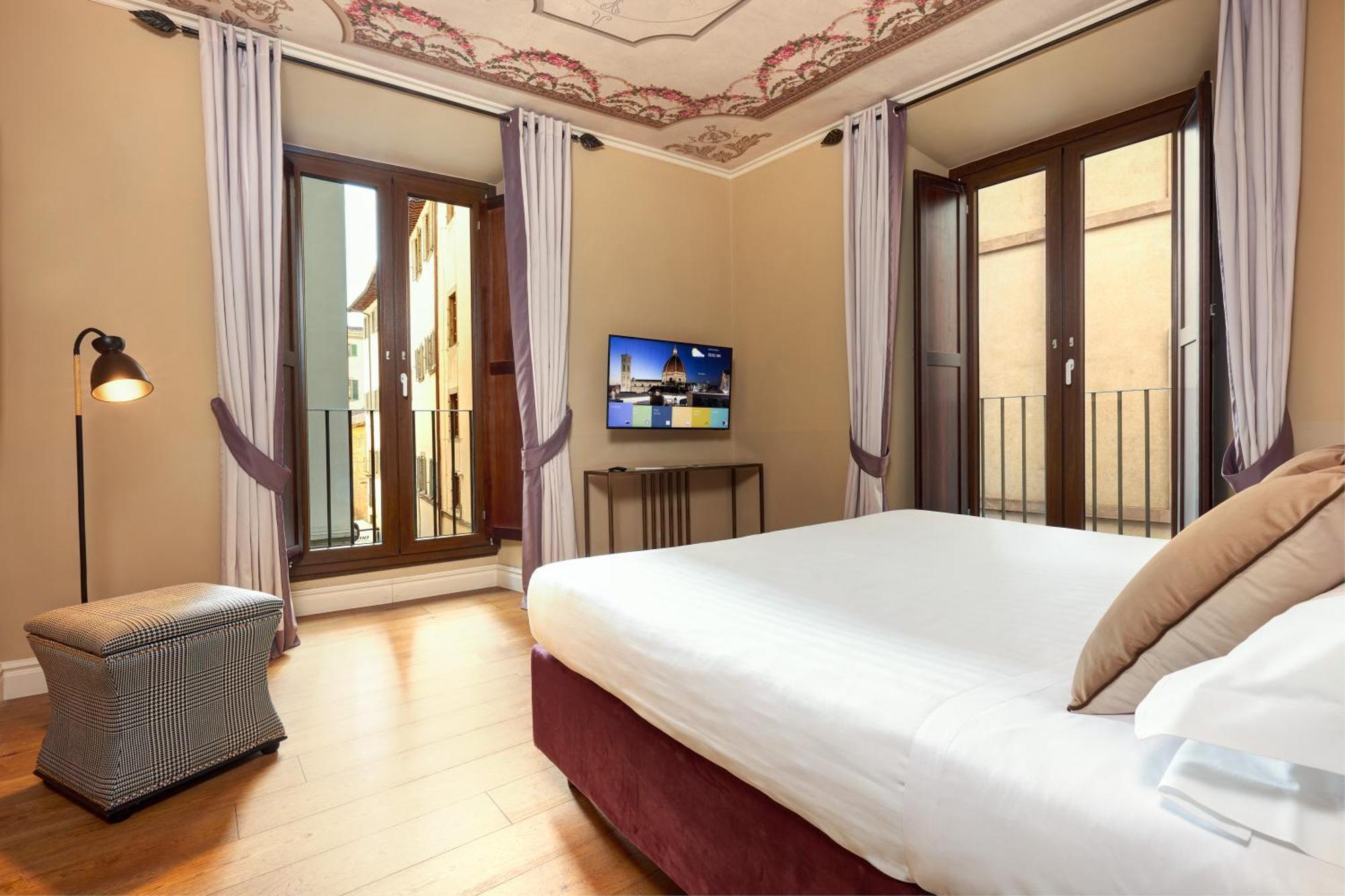 Quarto Deluxe com Cama de Casal ou 2 de Solteiro e Vista da Cidade