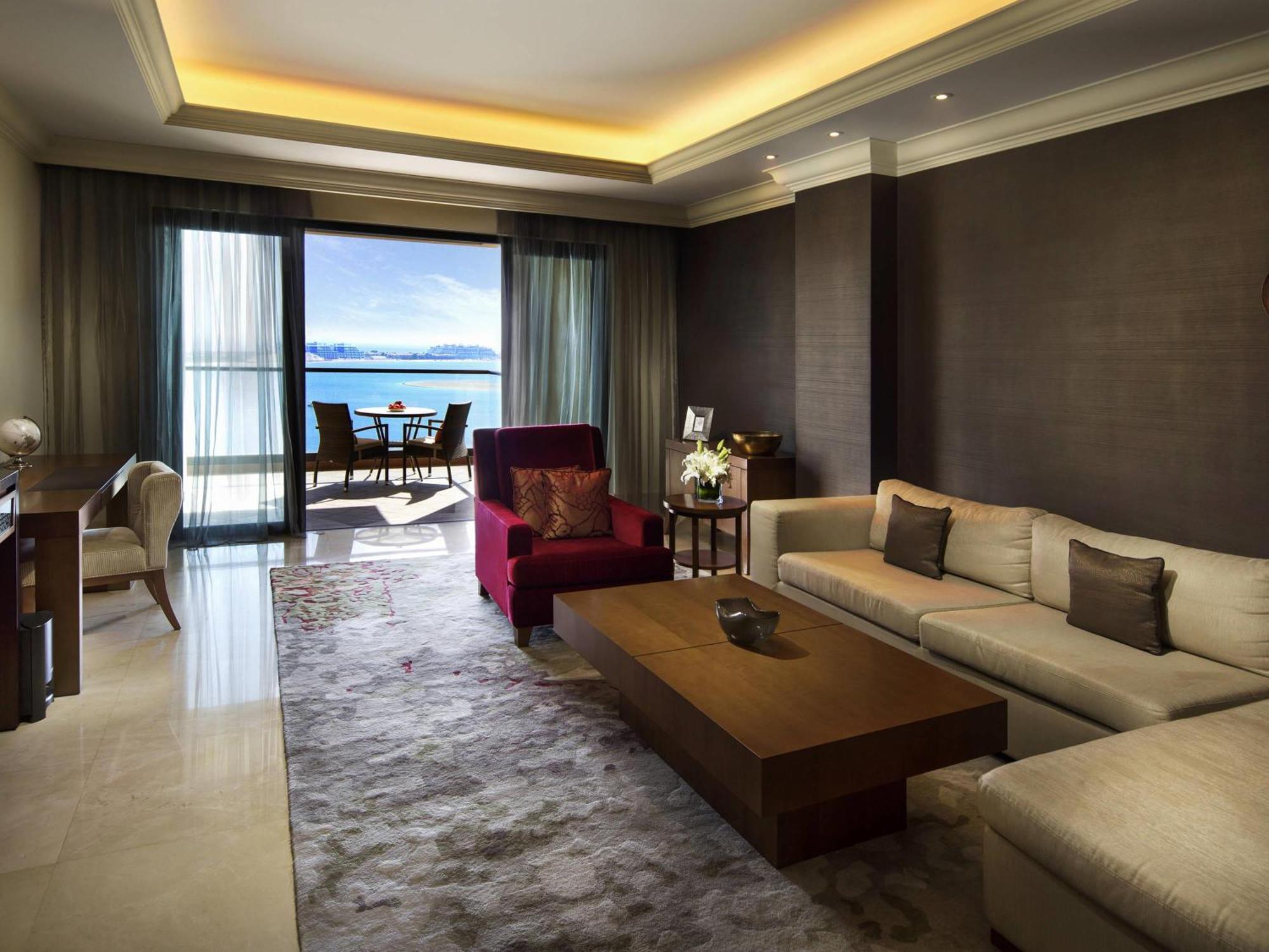 Fairmont One Bedroom Suite Palm Sea View