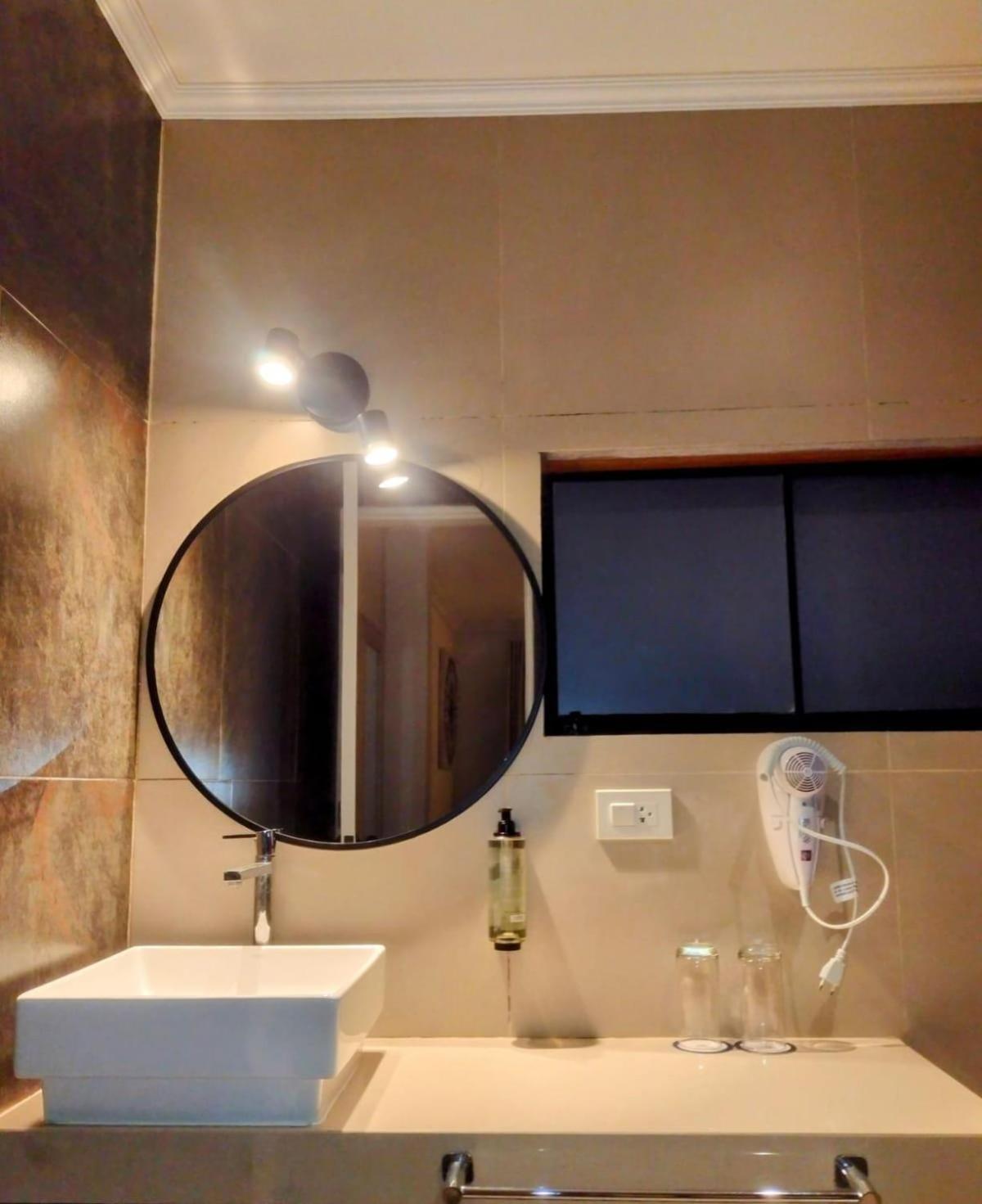 Triple Room,1708448790:JPEG
