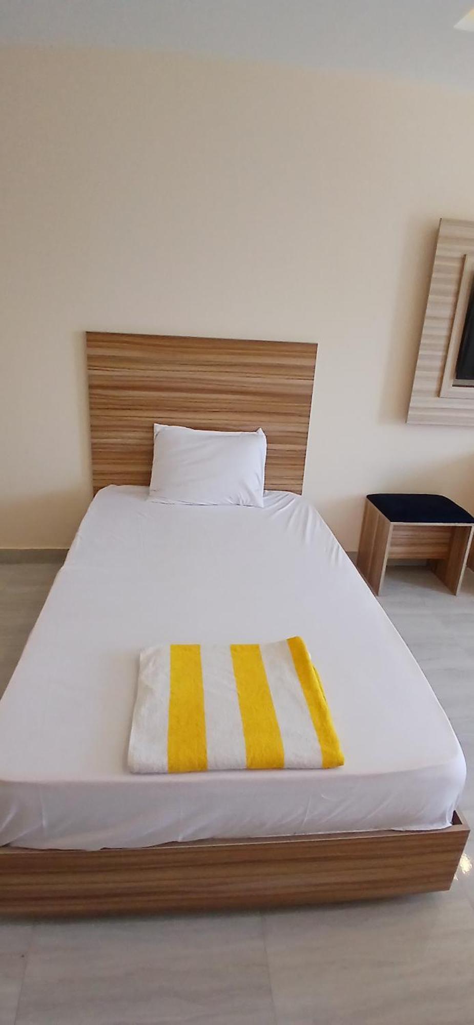 Queen Room Pool View