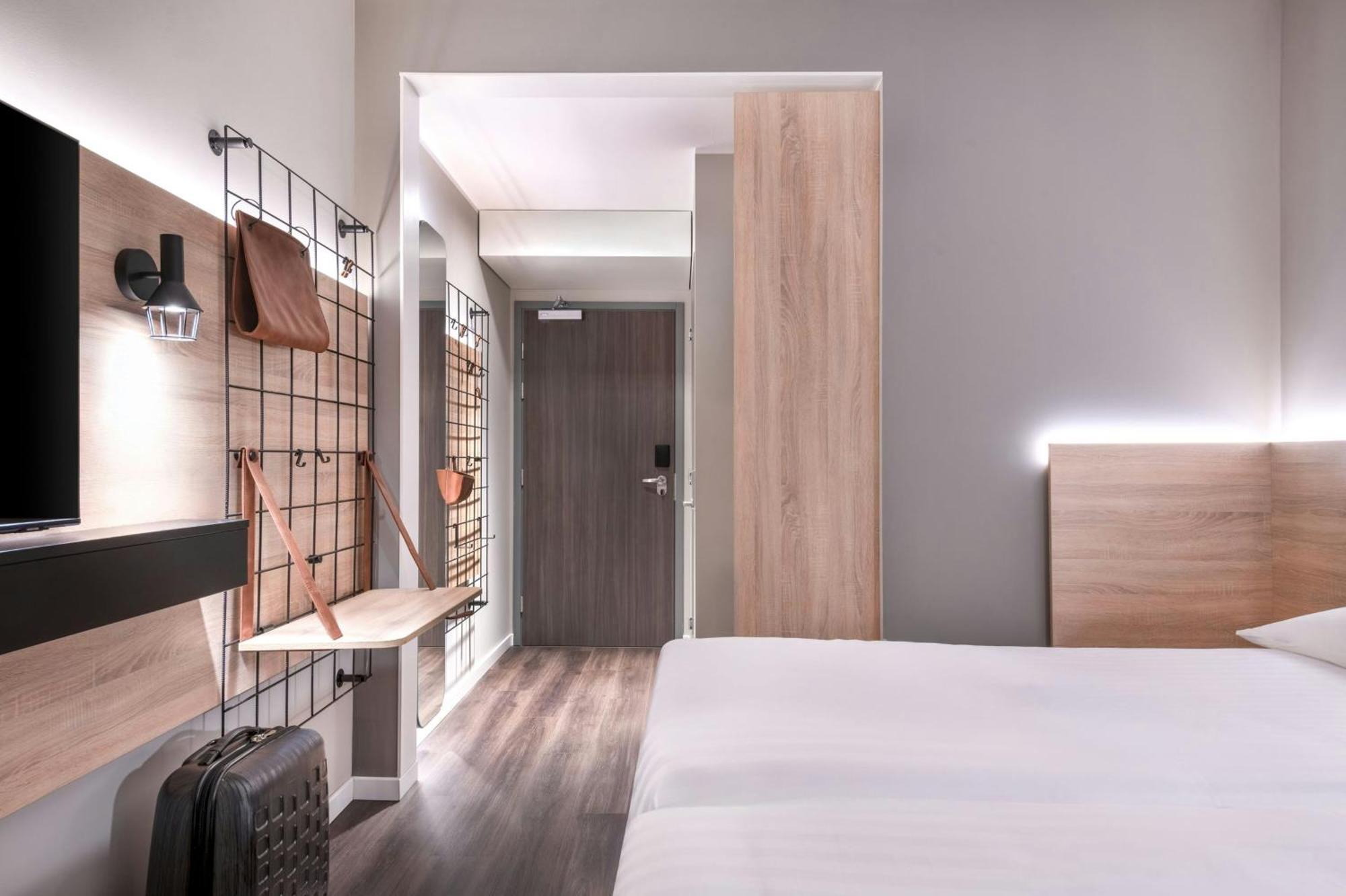 Sleeper Twin Room