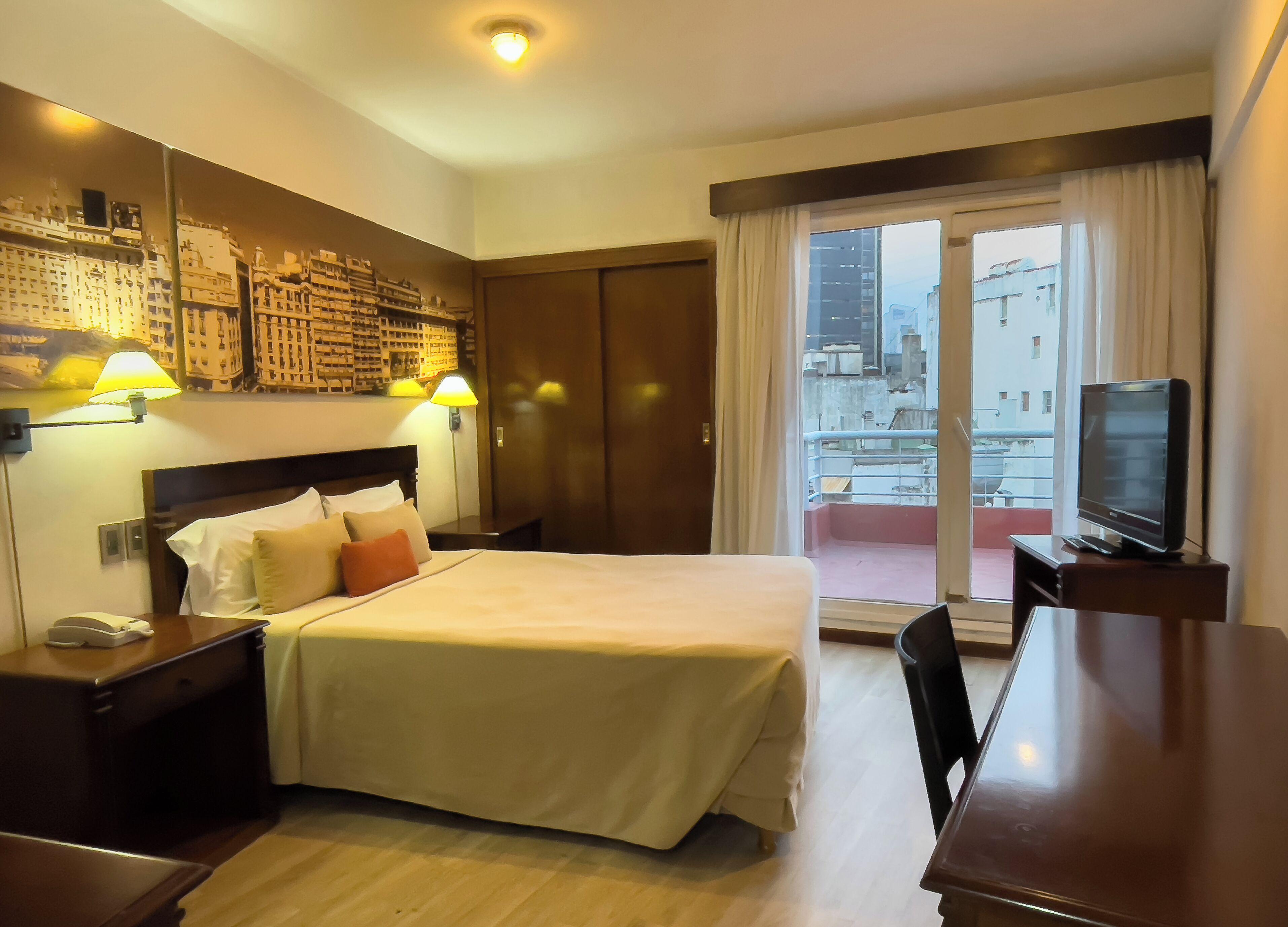 Double Room,1709657970:JPEG