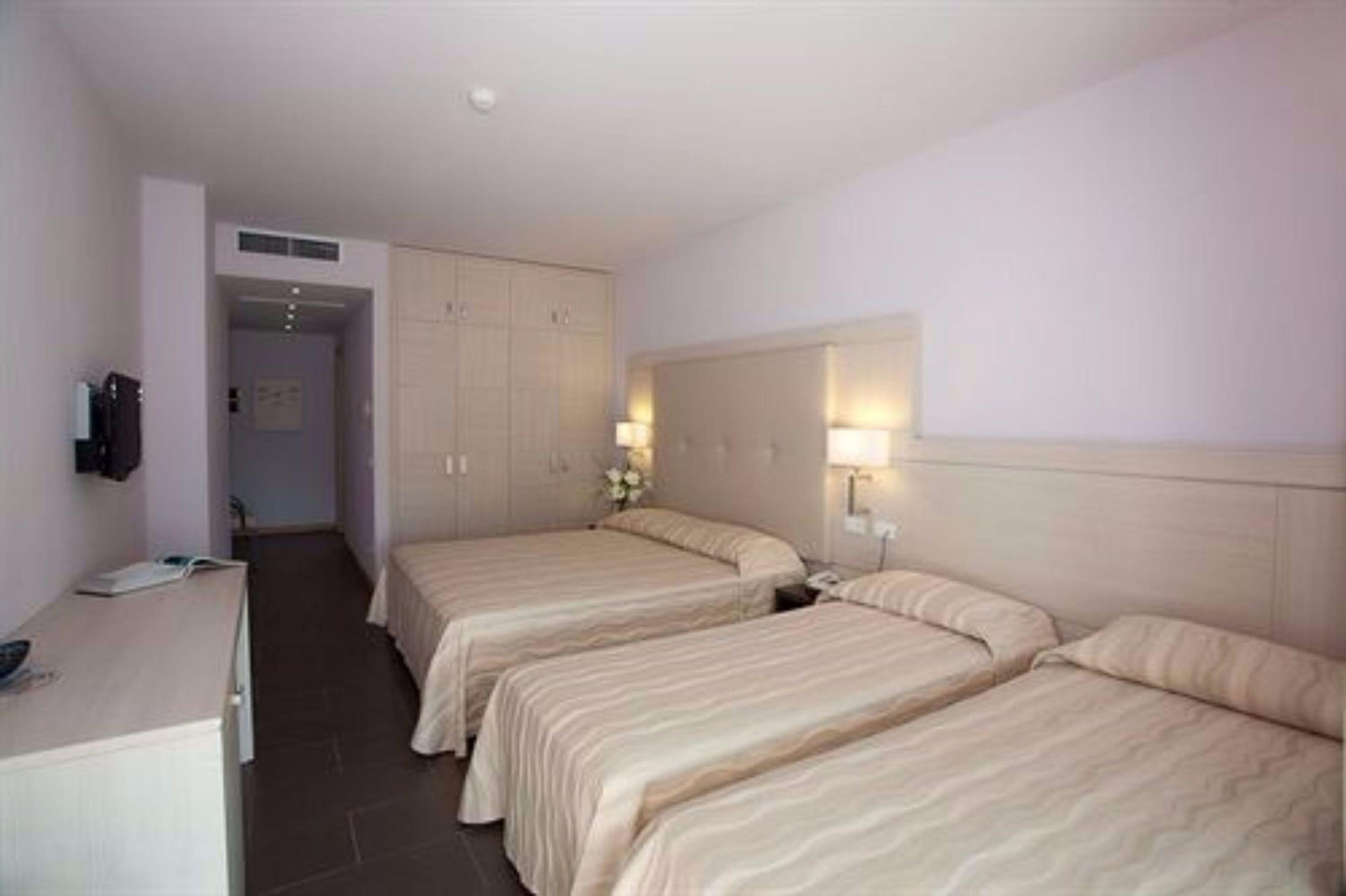 Superior Family Suite,1209713149:JPEG