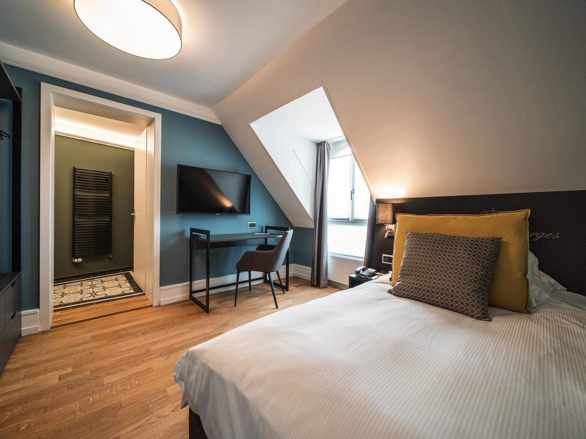 Classic Single Room