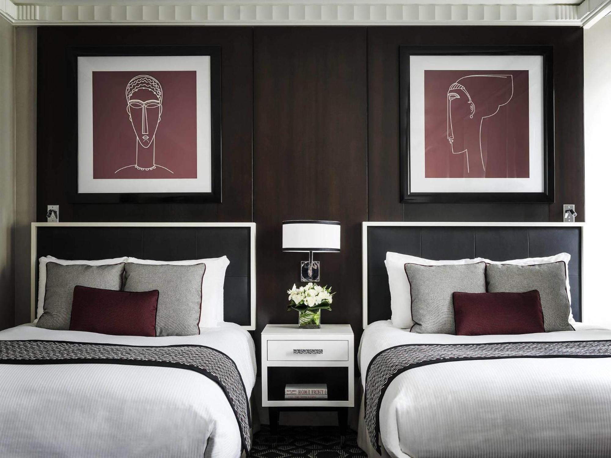 Chambre Supérieure avec 2 Lits Doubles