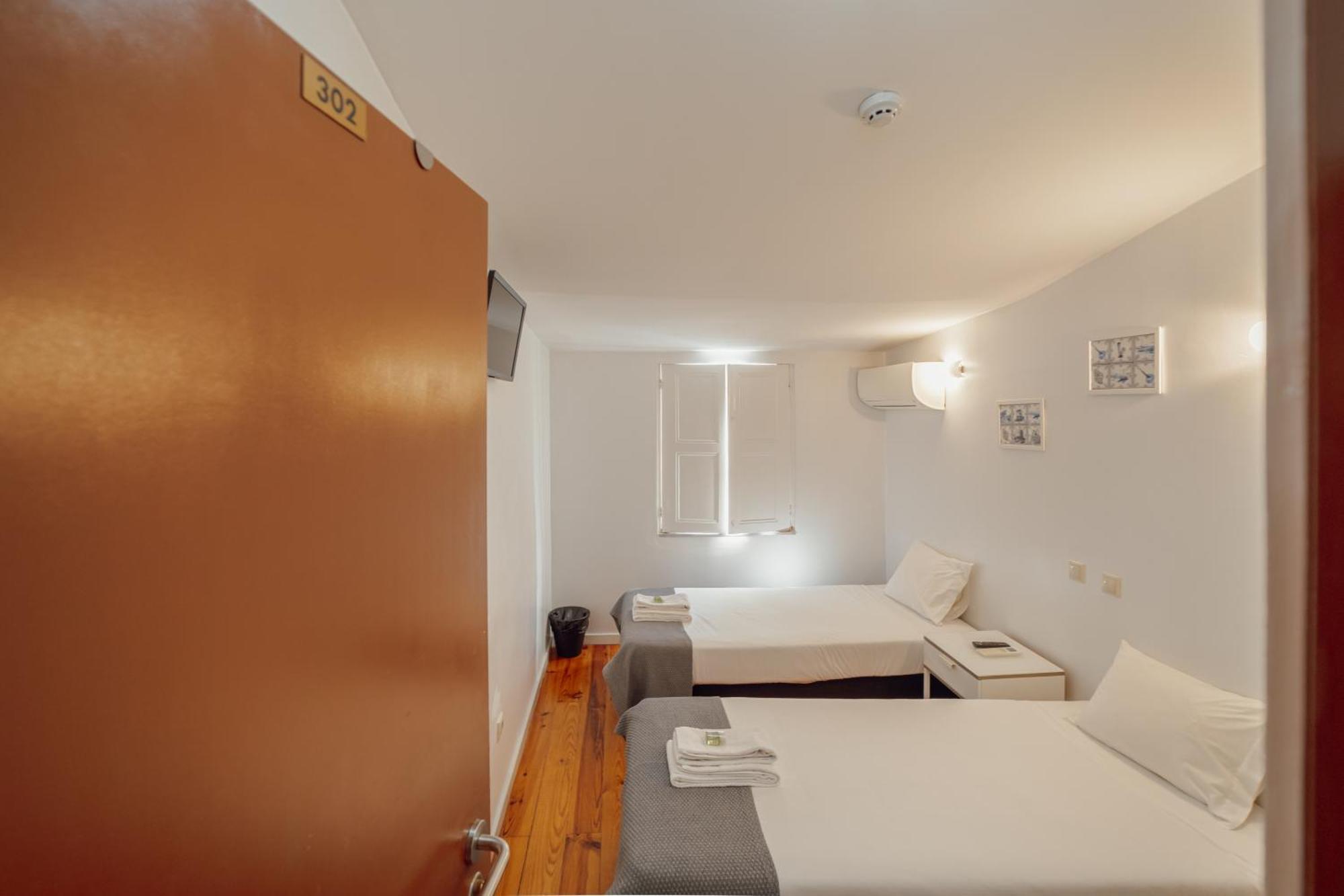 Twin Room with Private External Bathroom,1717027421:JPEG
