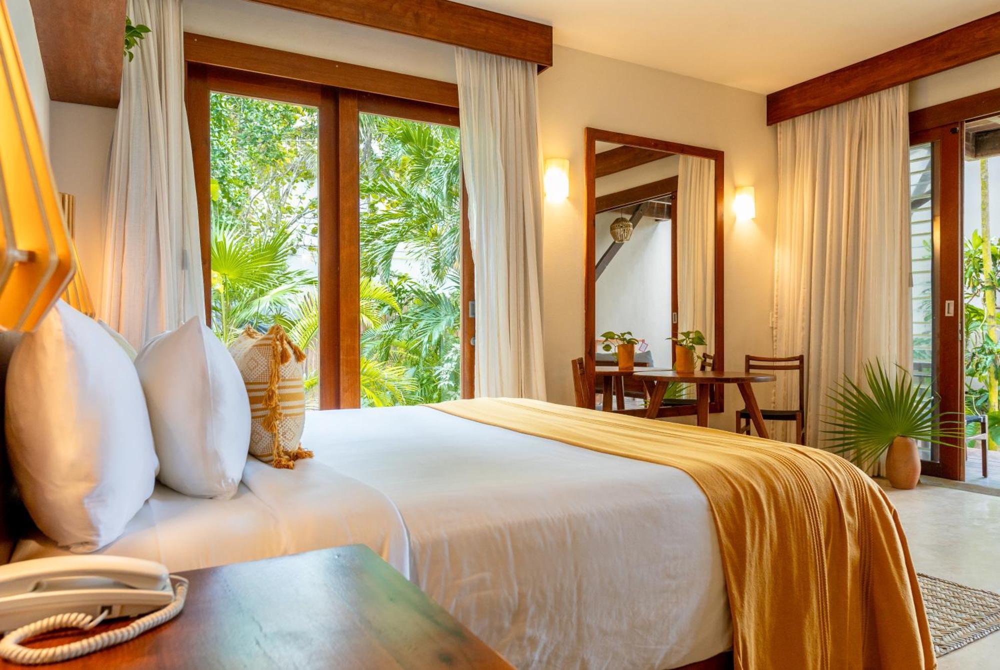 Garden view ground floor Suite Plunge pool