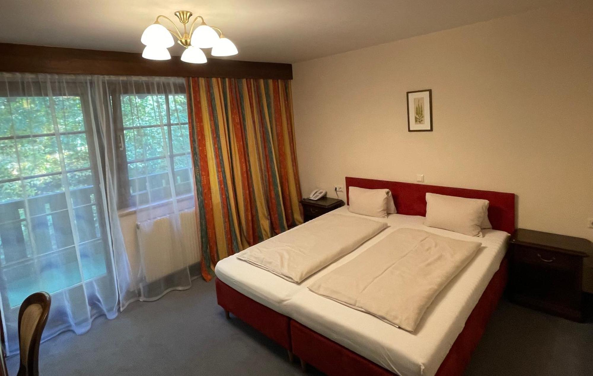 Habitación Doble con vistas al jardín