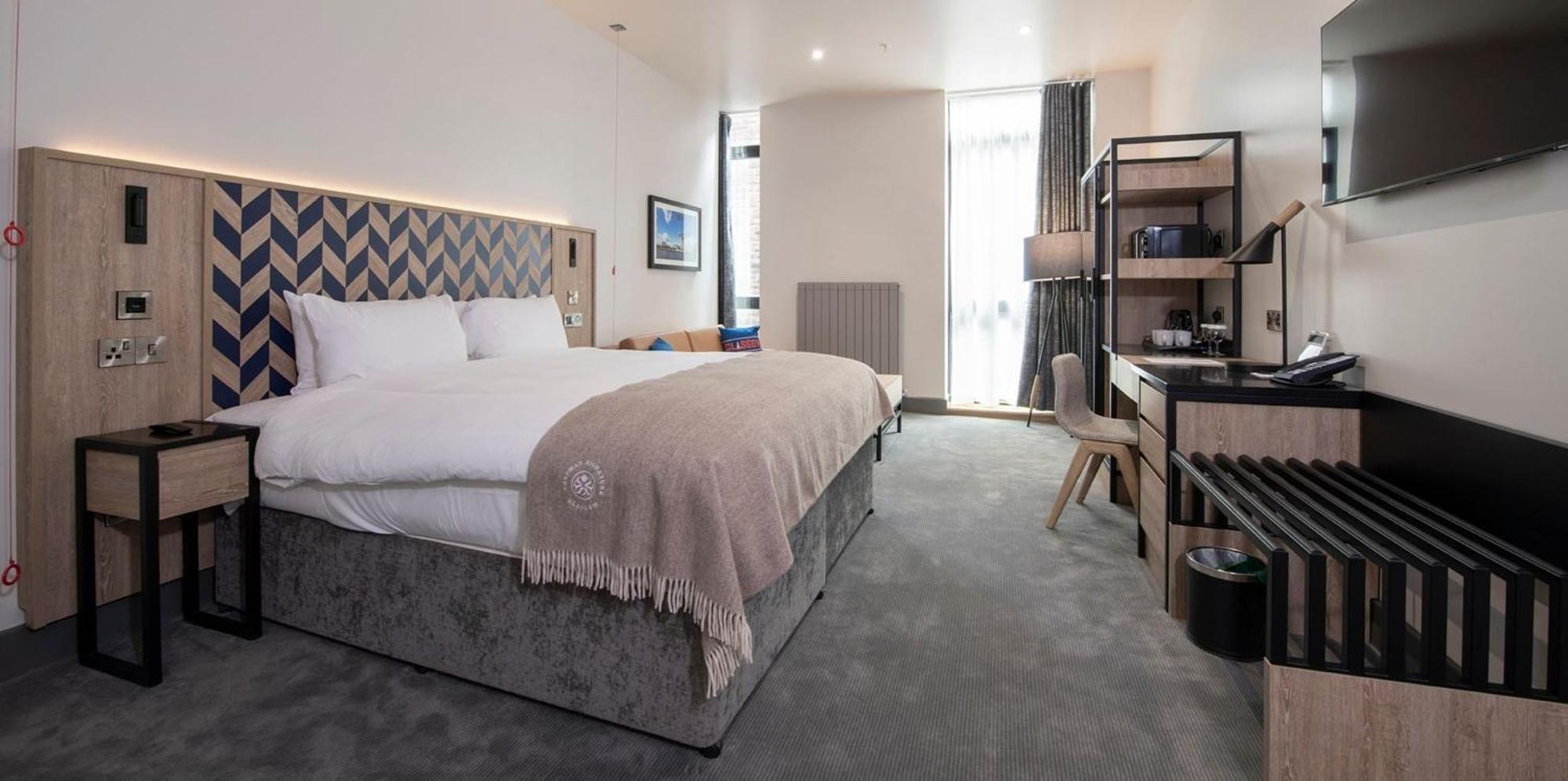 Accessible Room, 1 Super King Bed,1724823597:JPEG