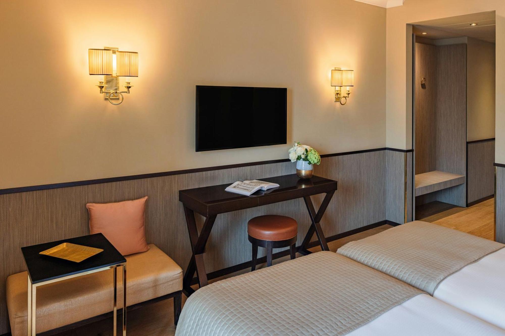 Deluxe Double or Twin Room Balcony