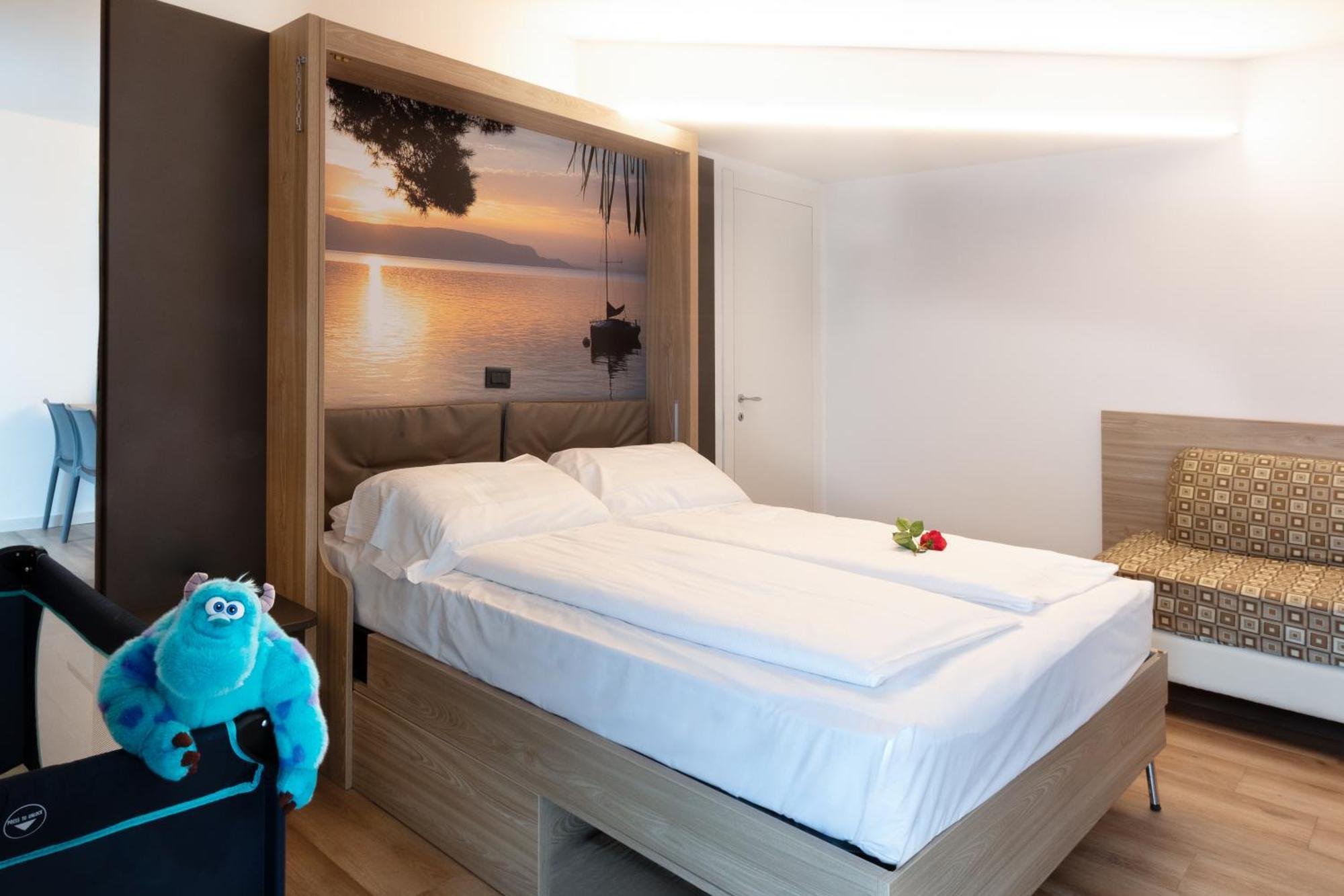 Family Room Suite