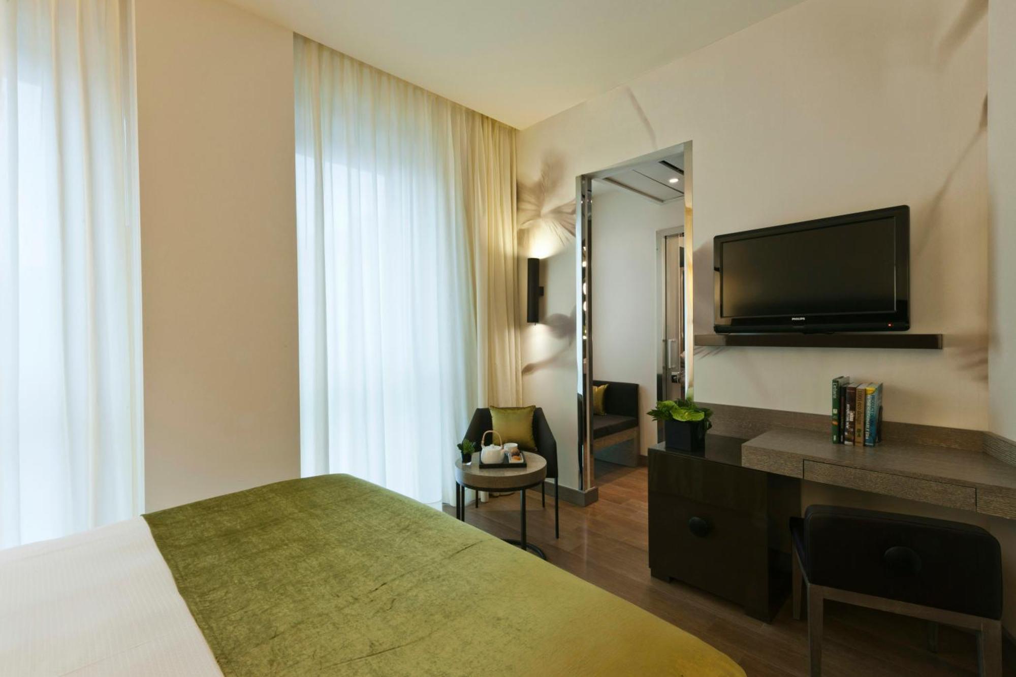 Deluxe Double or Twin Room View