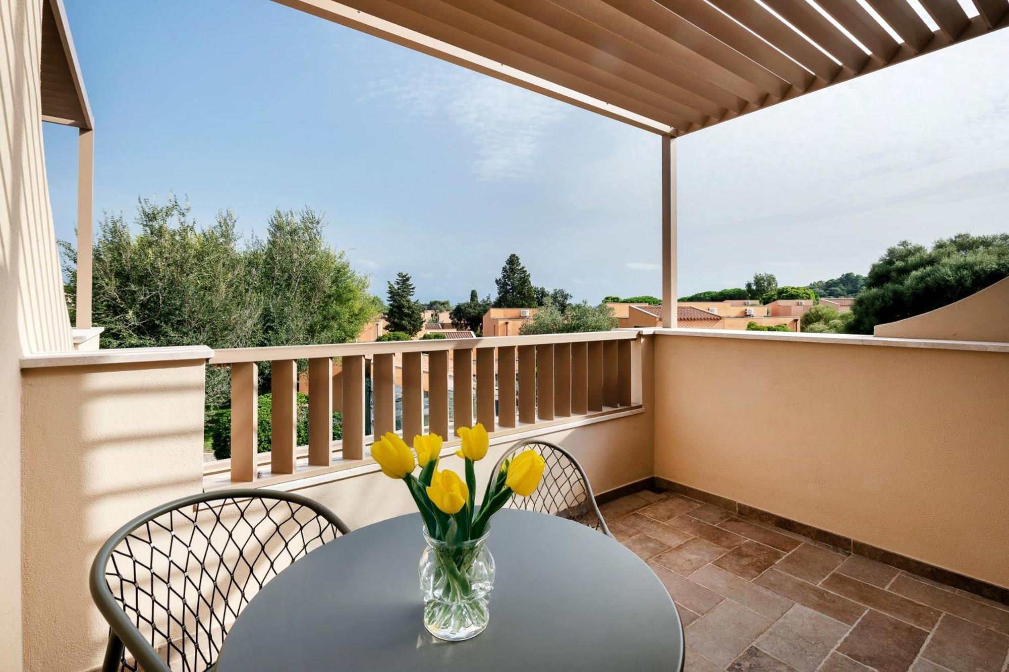 Suite Junior Domus Triple