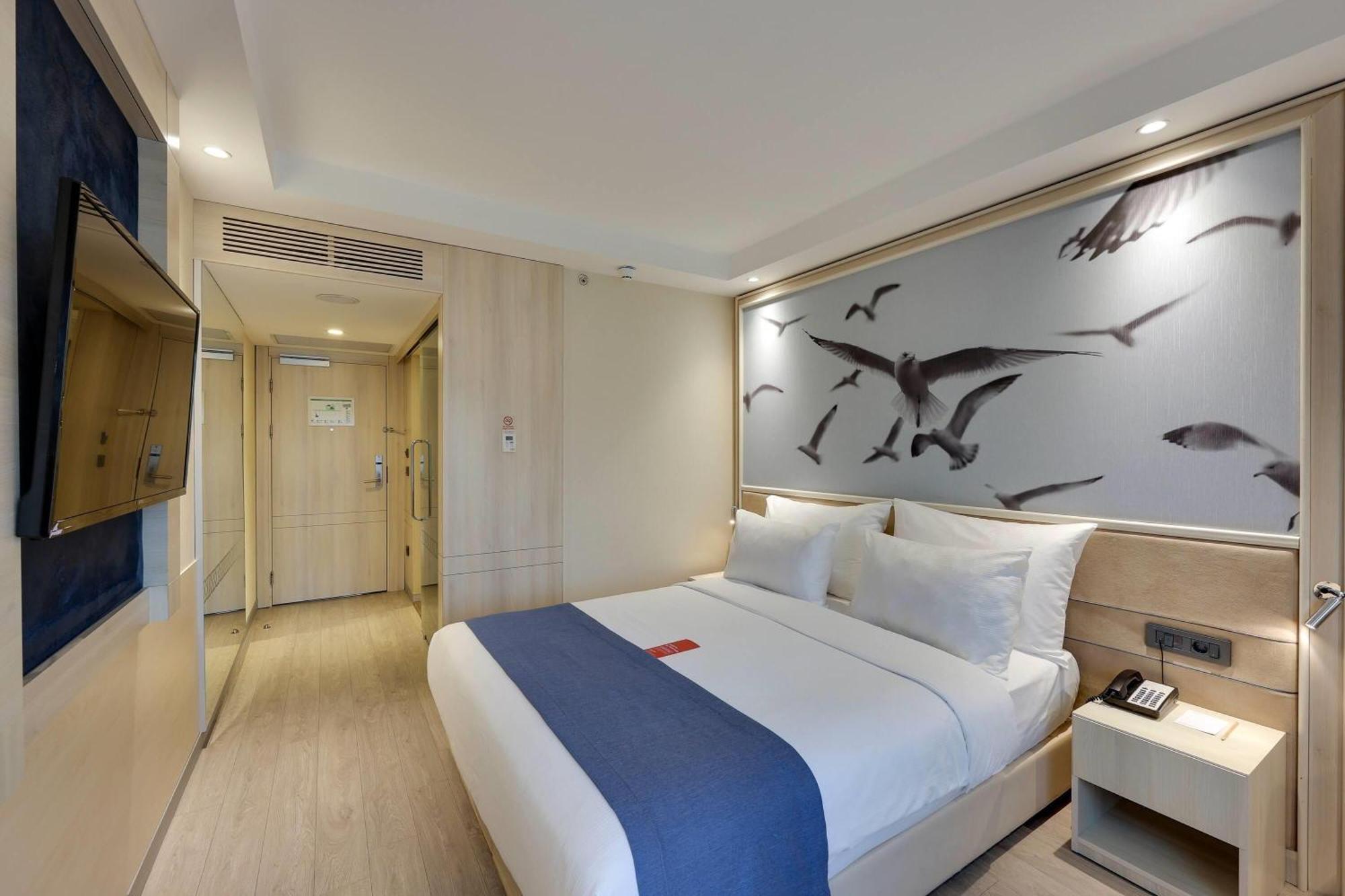 Standard Room 1 Double Bed