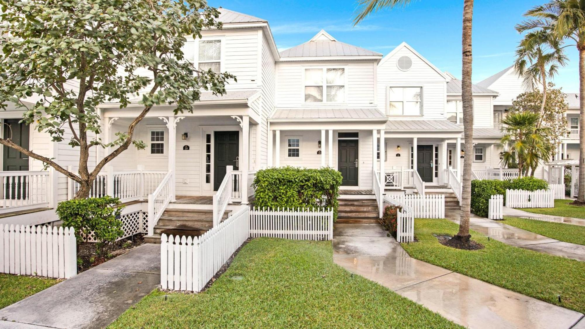Two Bedroom Waterview Villa,1730020958:JPEG