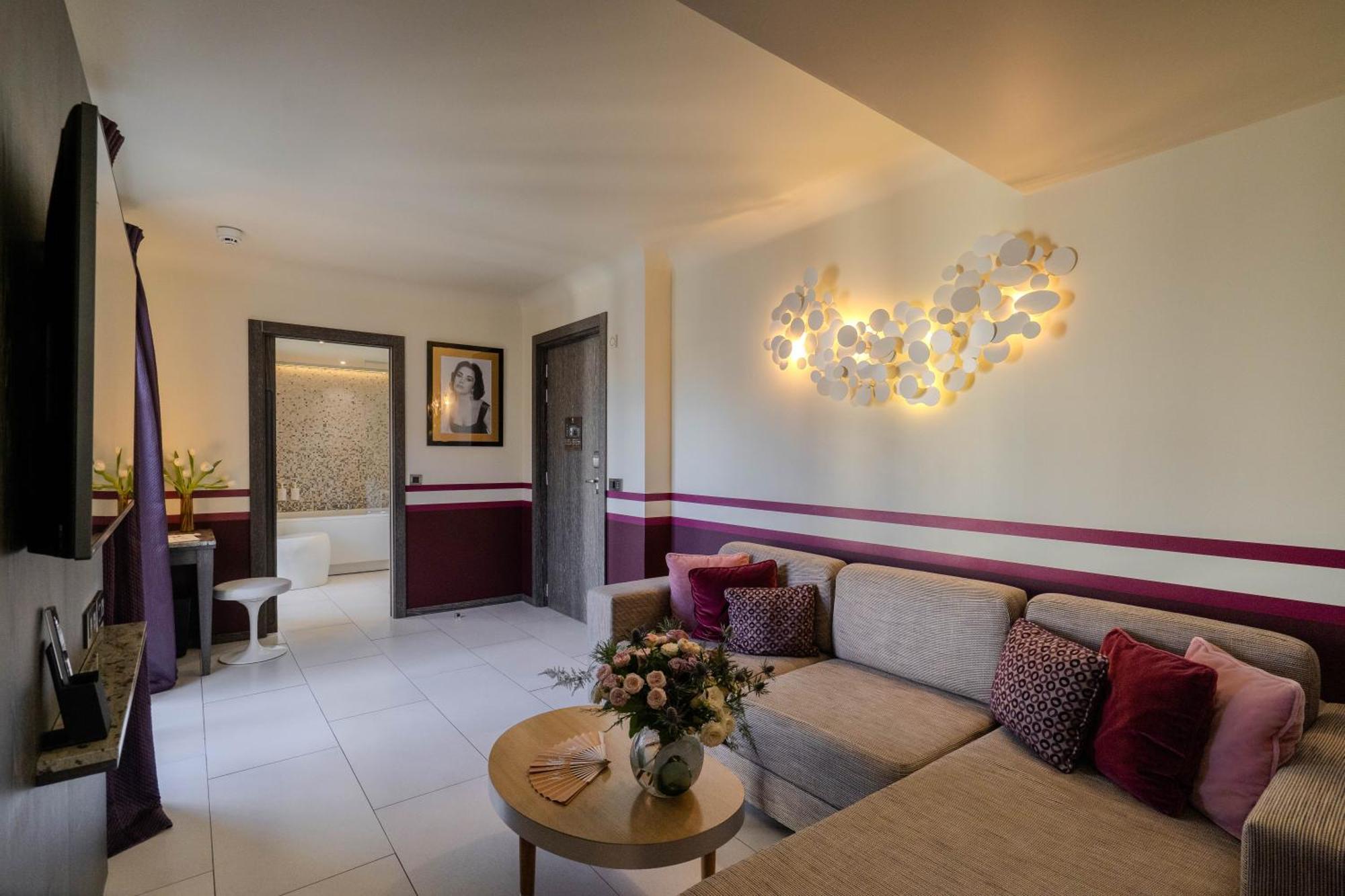 Village Suite