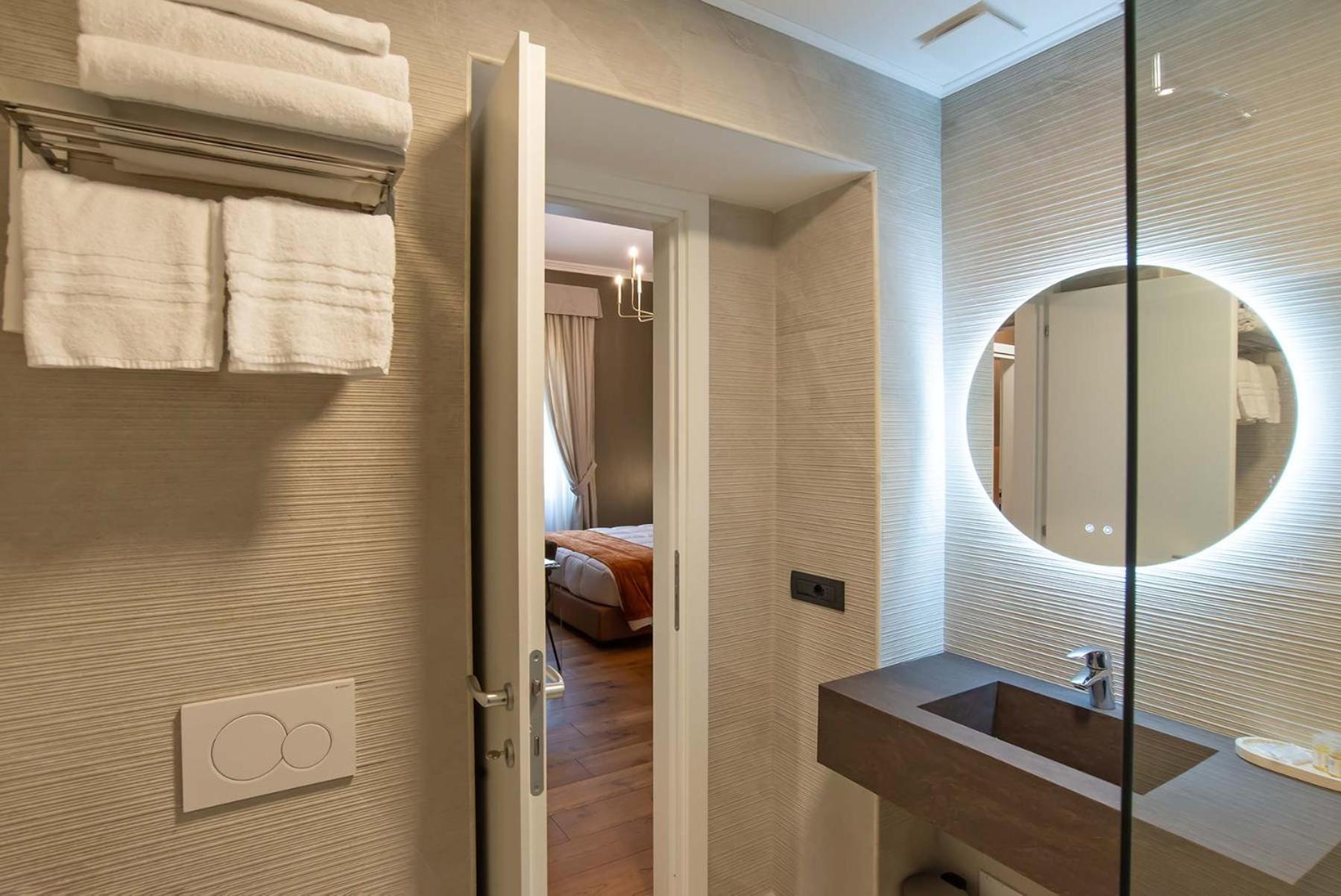 Classic Triple Room