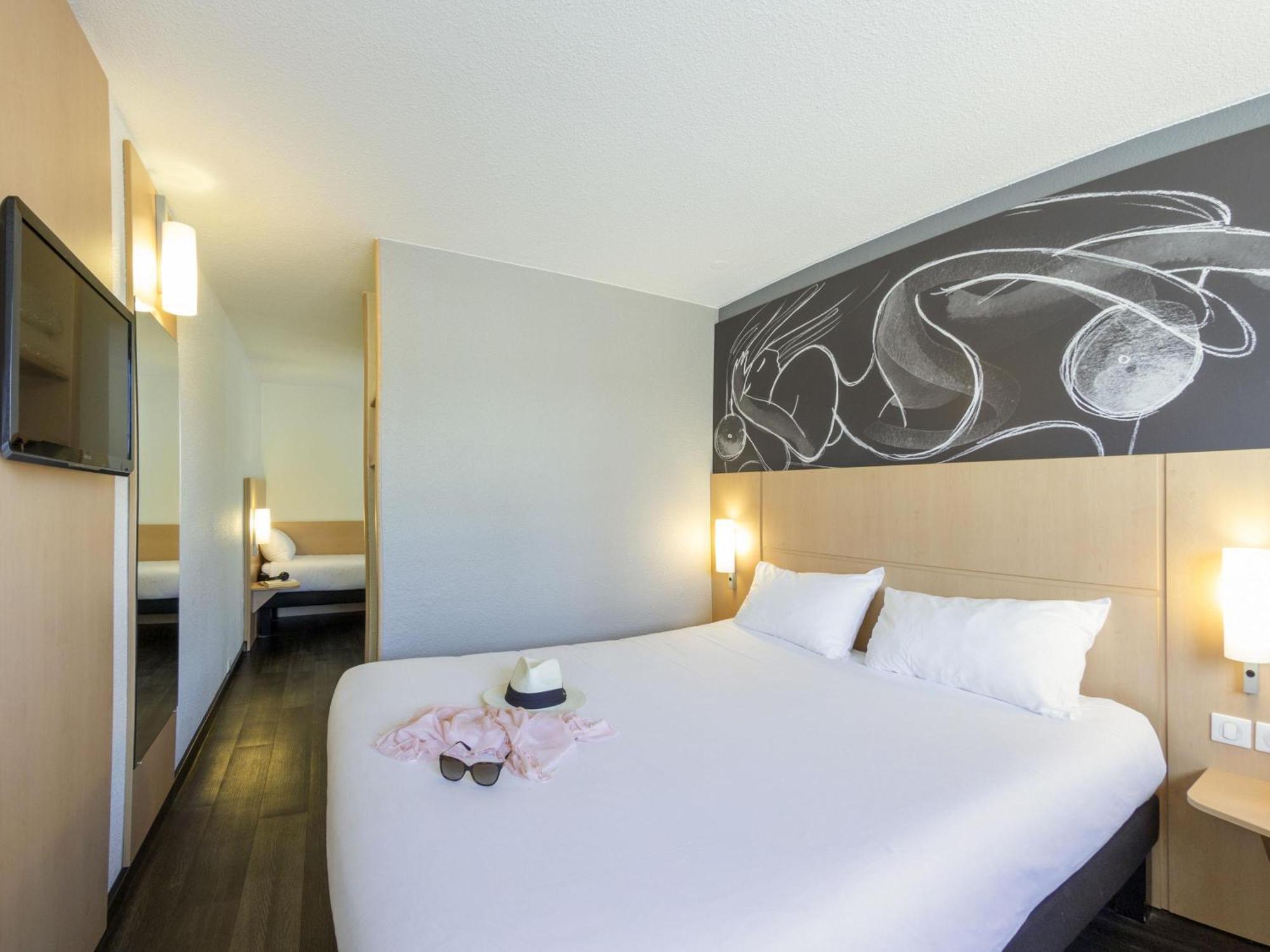Standard Room One Double Bed One Single Bed